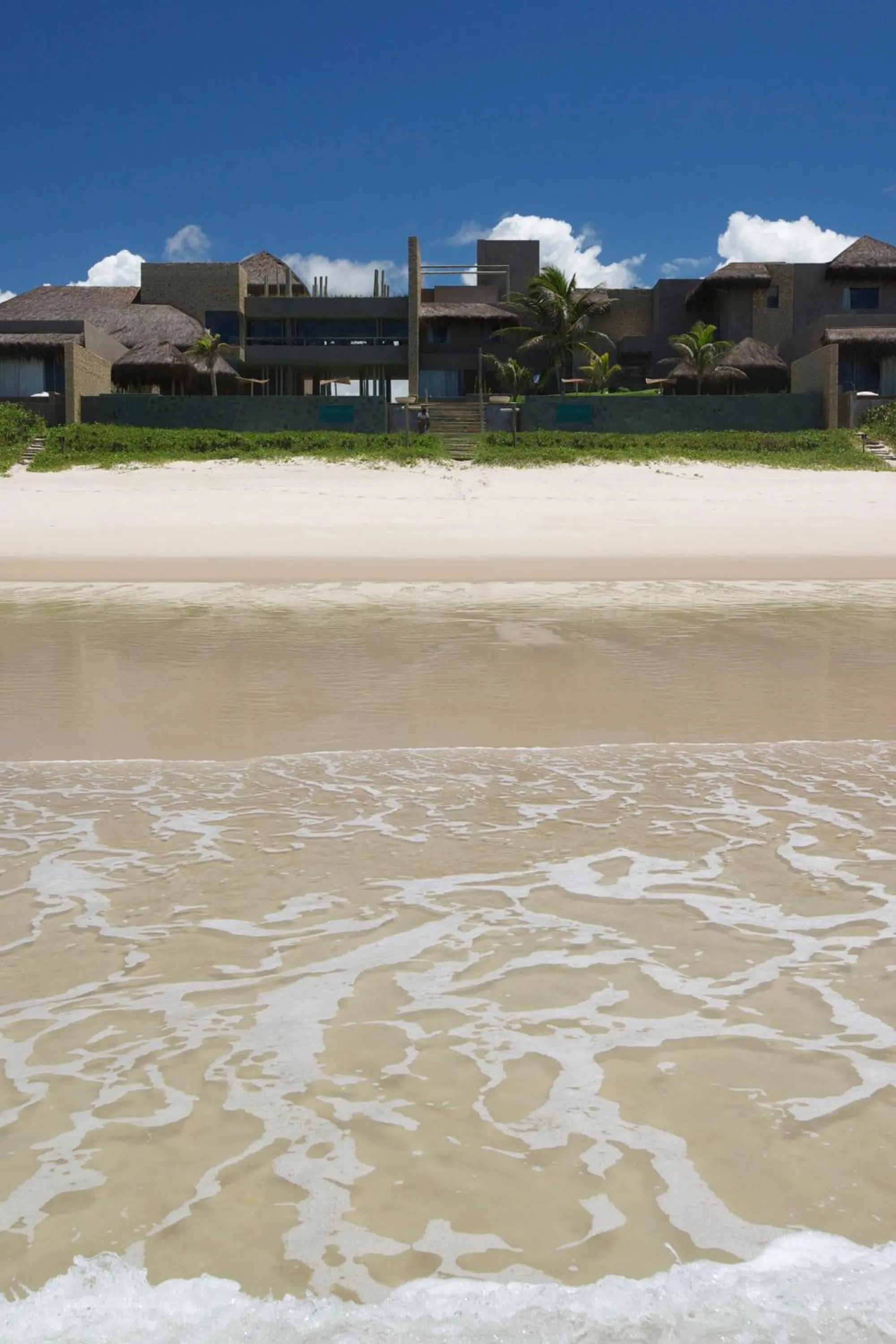 Day in Kenoa Exclusive Beach Spa & Resort