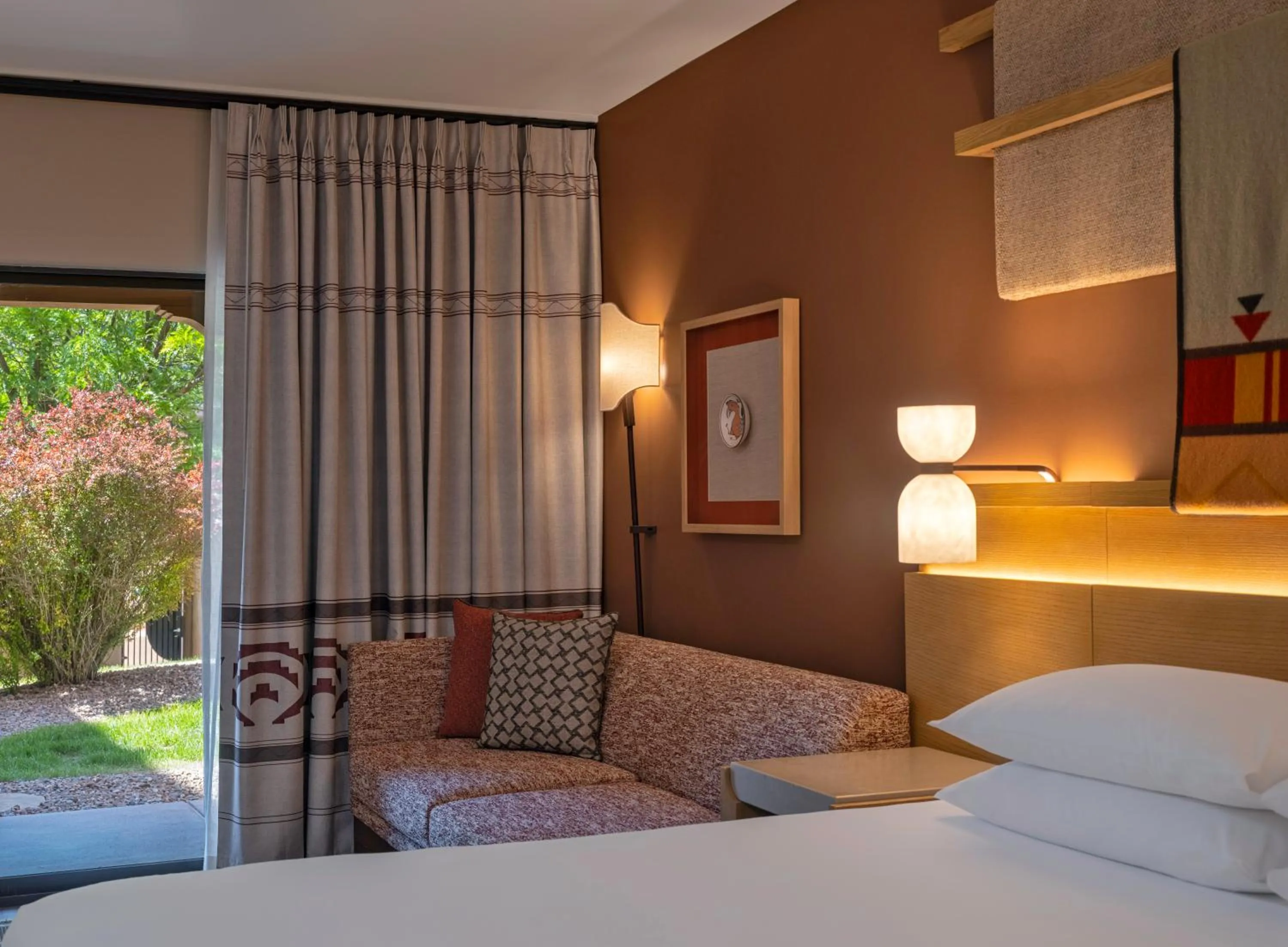 Bed in Hyatt Regency Tamaya South Santa Fe