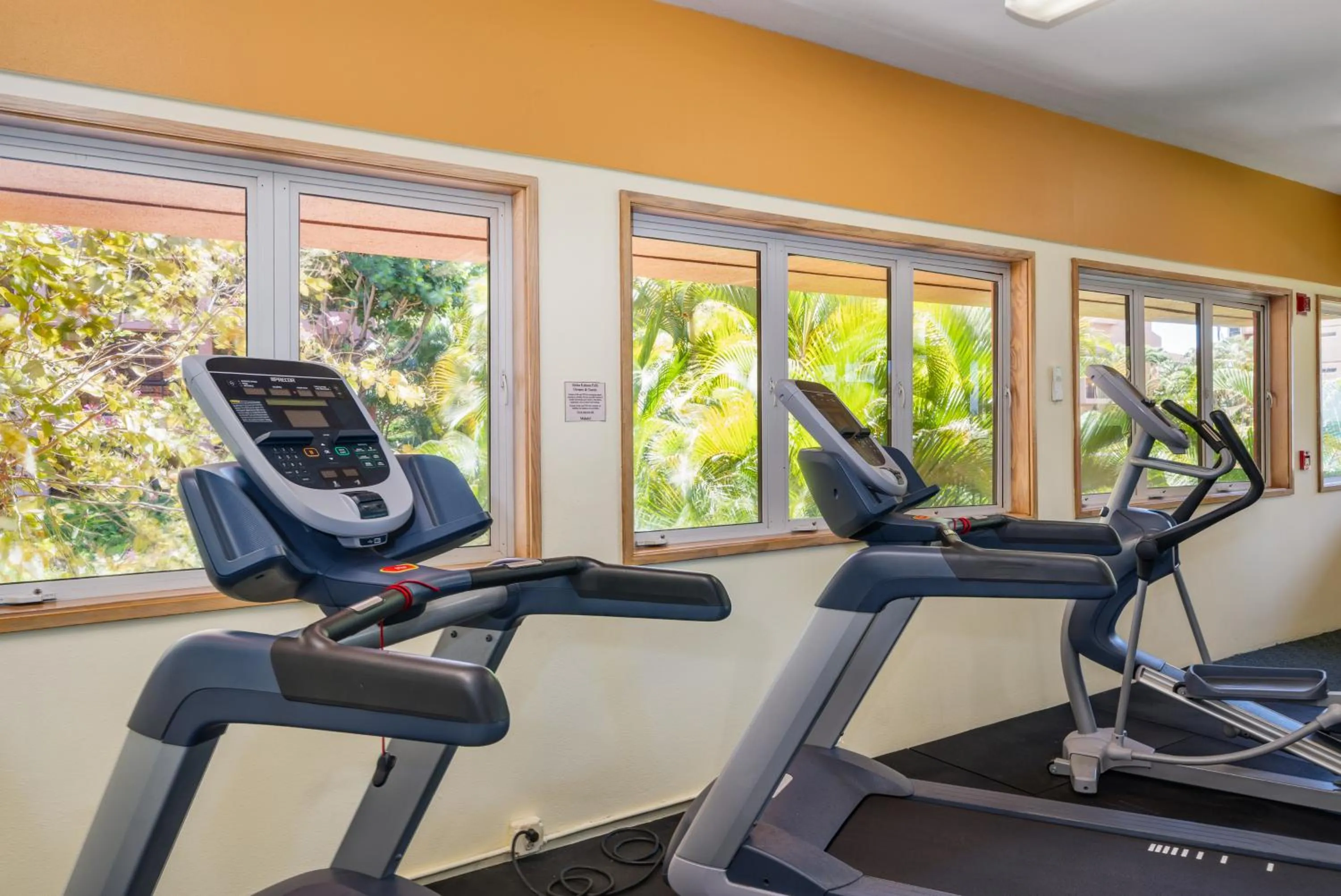 Fitness centre/facilities in Kahana Falls Resort