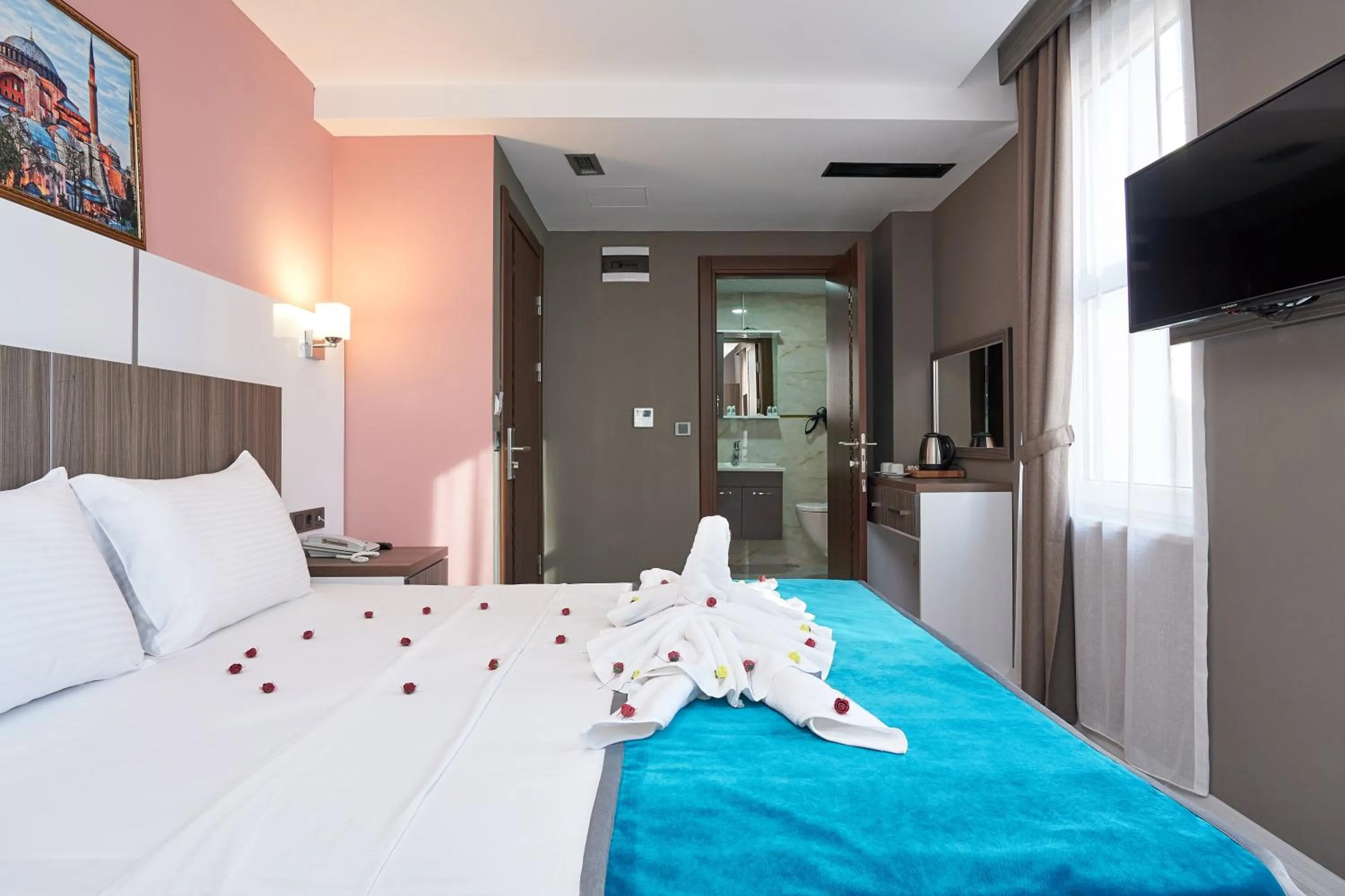 Bed in Renzo Hotel - Special Category