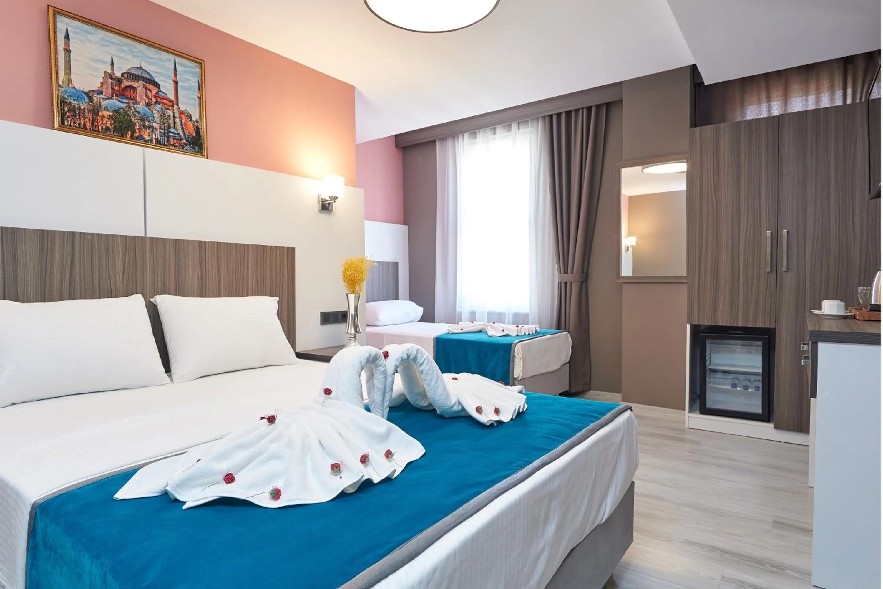 Bed in Renzo Hotel - Special Category