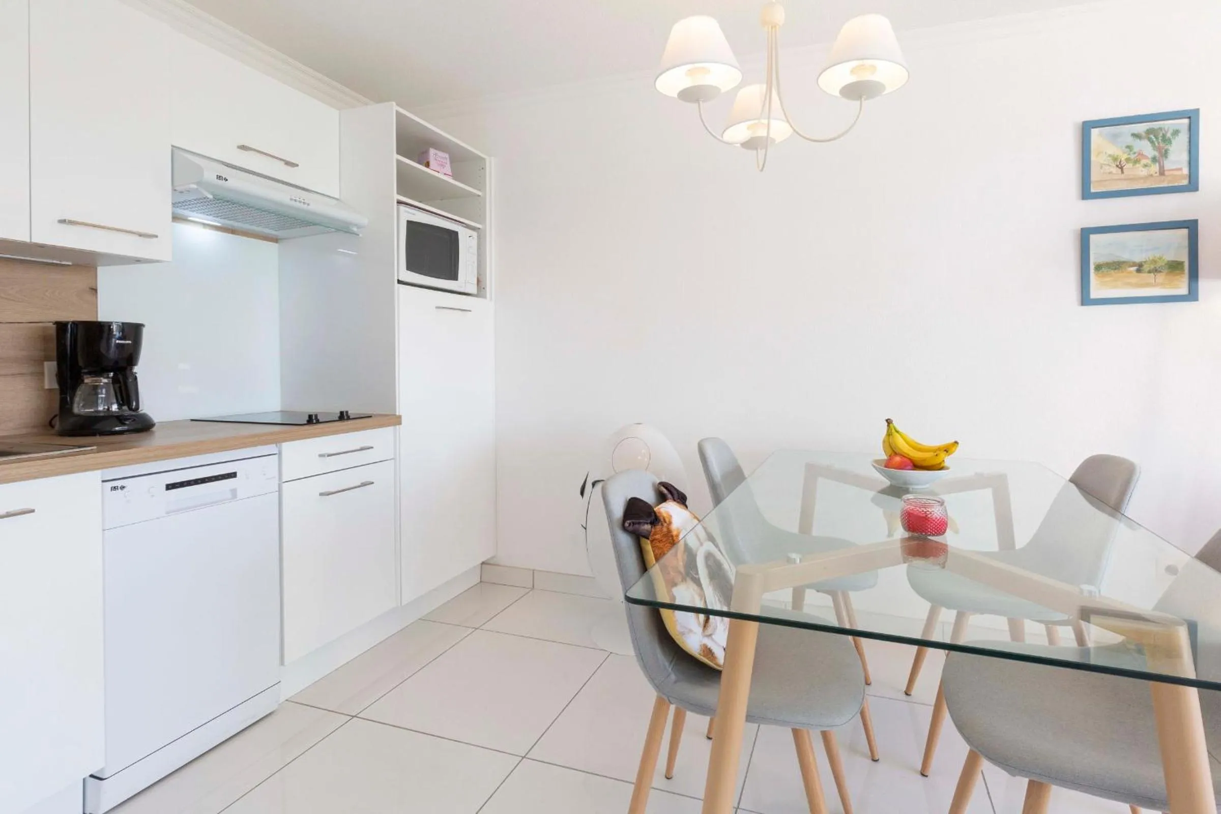 Kitchen or kitchenette in Villa Francia