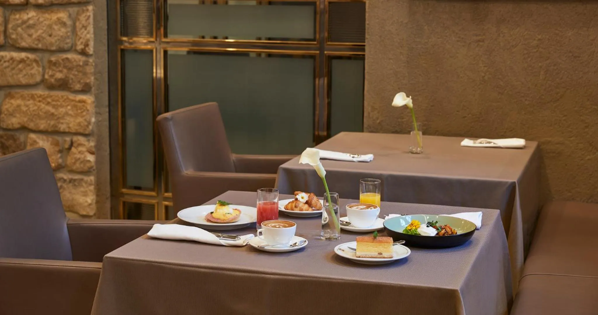 Breakfast in Hotel Taschenbergpalais Kempinski