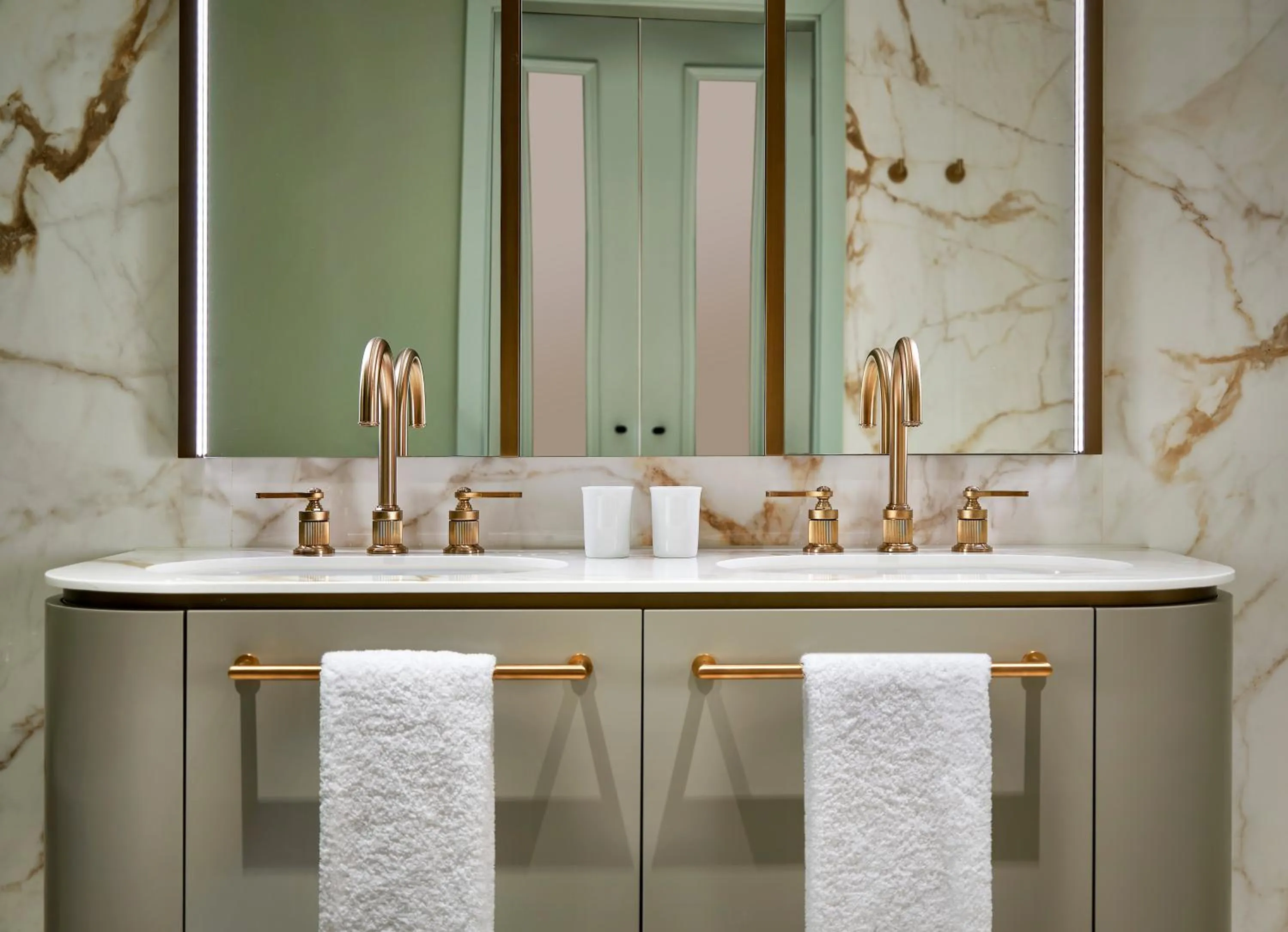 Bathroom in Hotel Taschenbergpalais Kempinski