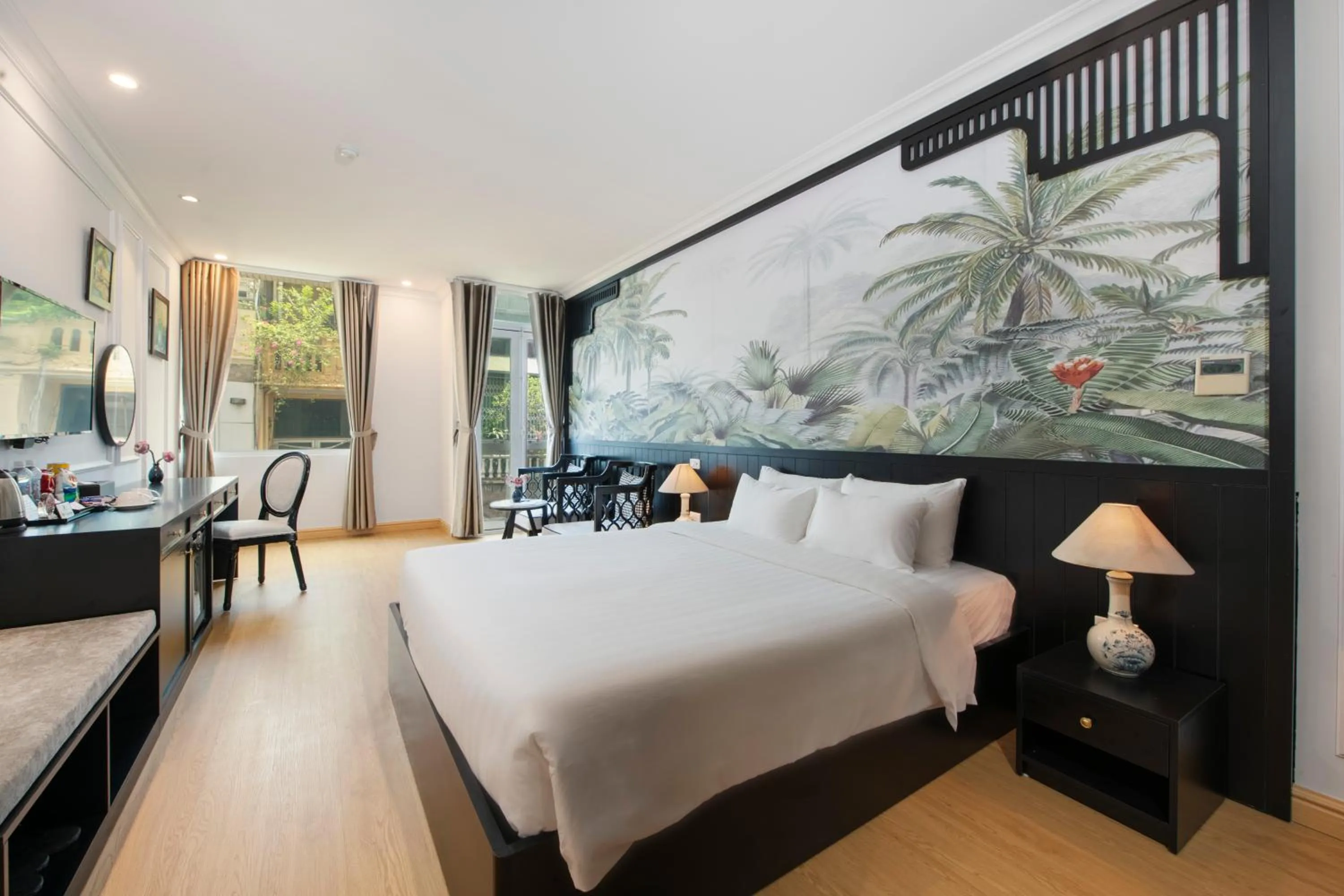 Bedroom, Bed in San Premium Hotel