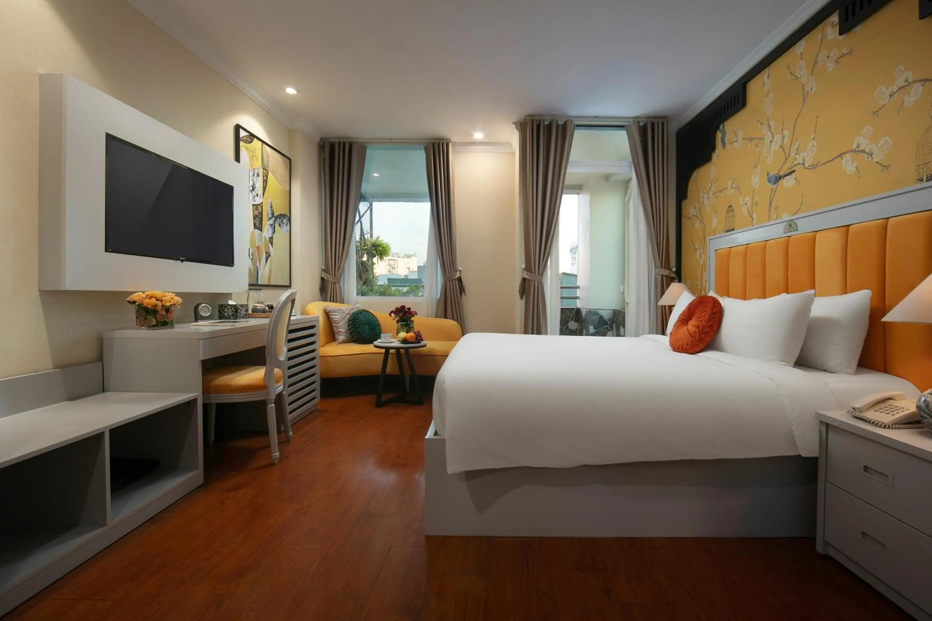 Bedroom, Bed in San Premium Hotel