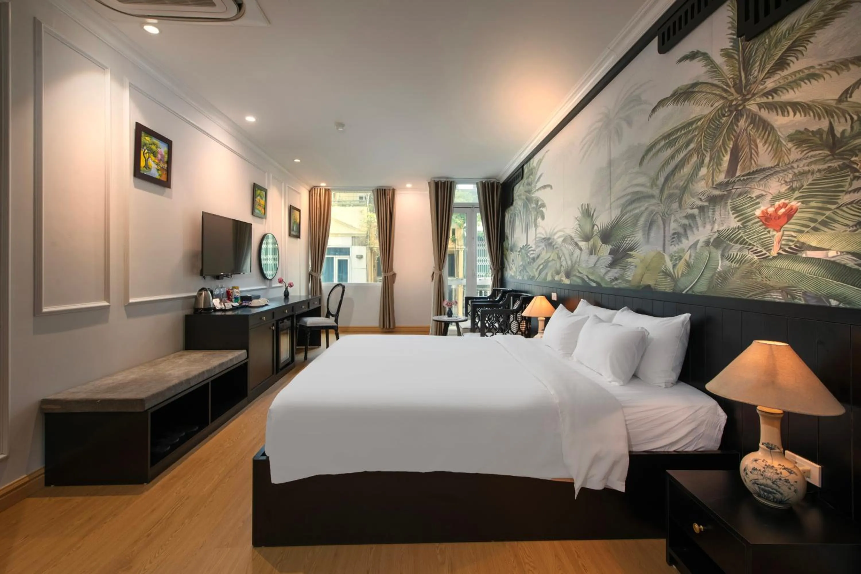 Bedroom, Bed in San Premium Hotel