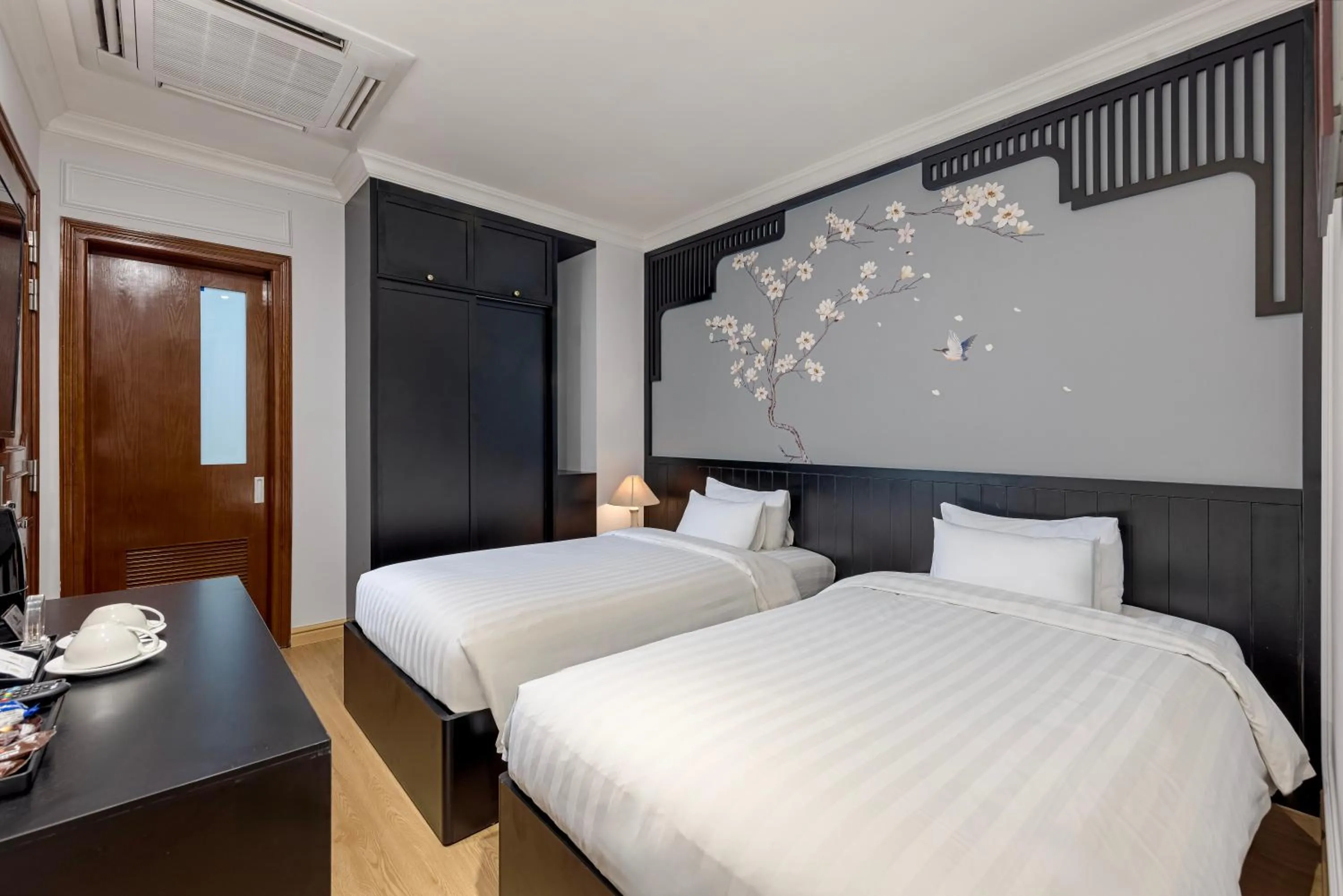 Bed in San Premium Hotel