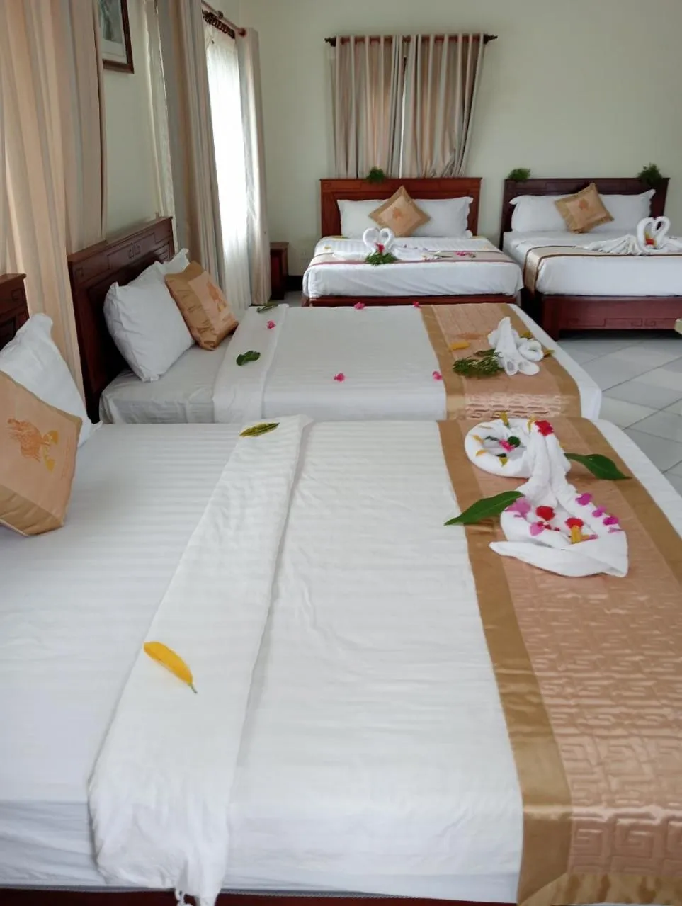 Bed in Gold Rooster Resort