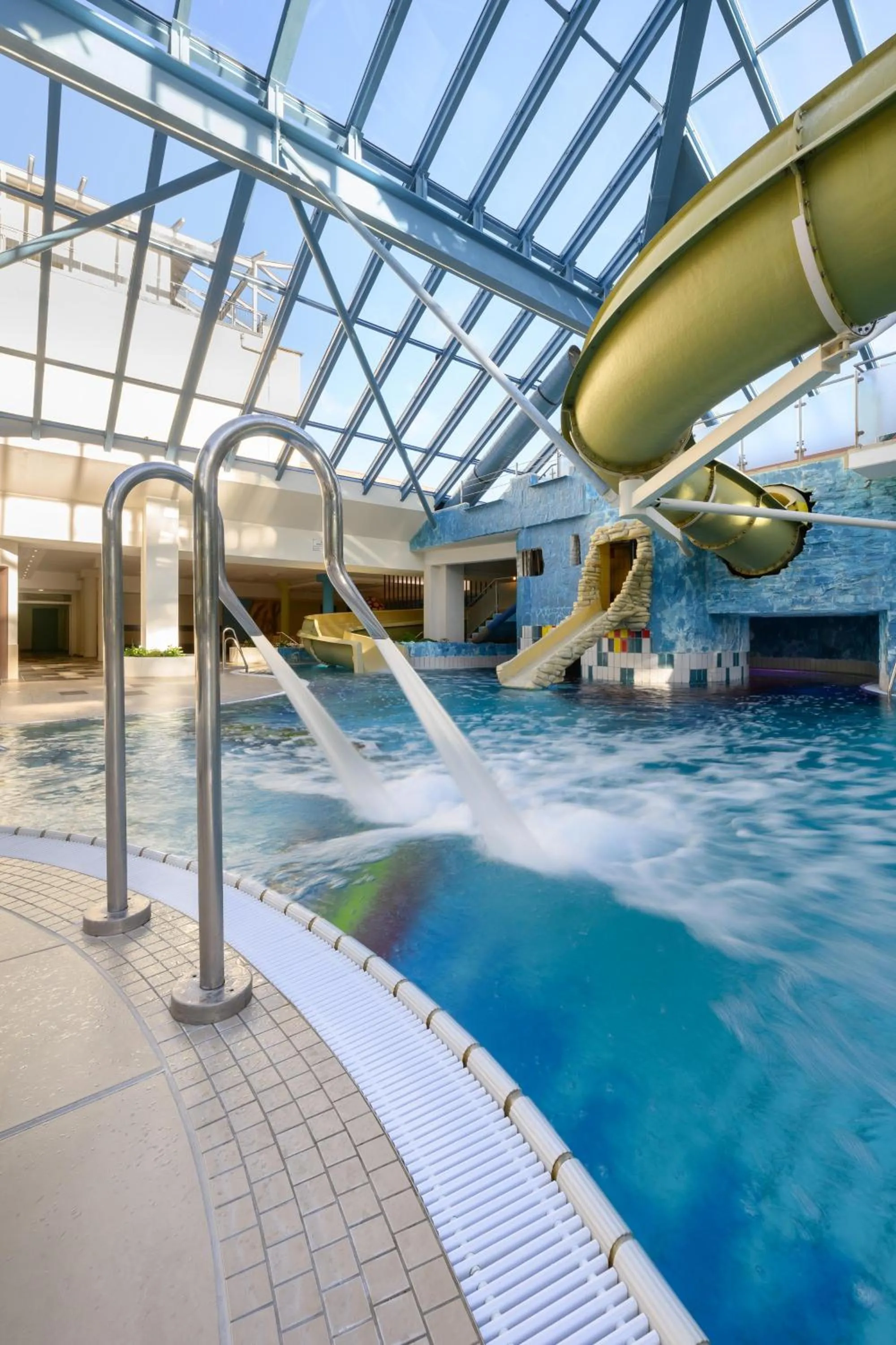 Swimming pool in IFA Rügen Hotel & Ferienpark