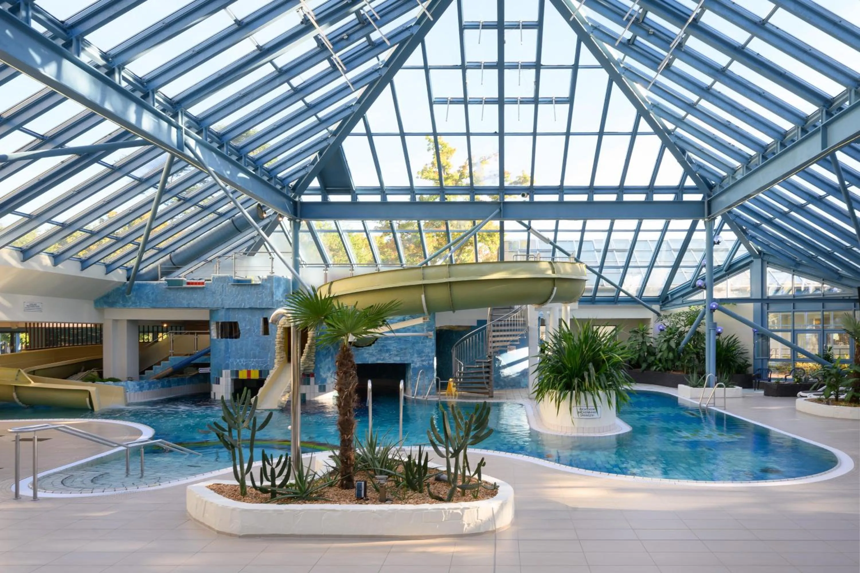 Swimming pool in IFA Rügen Hotel & Ferienpark