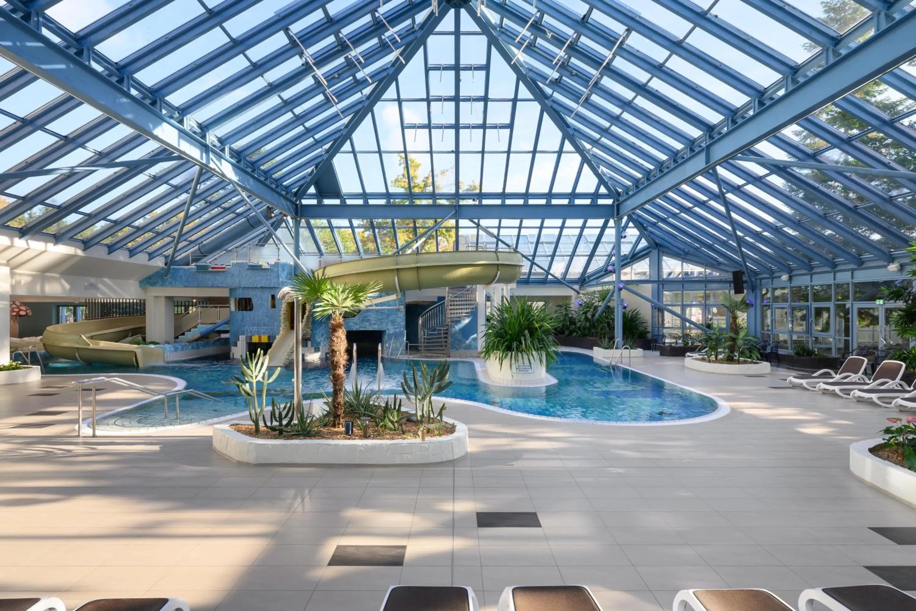 Swimming pool in IFA Rügen Hotel & Ferienpark
