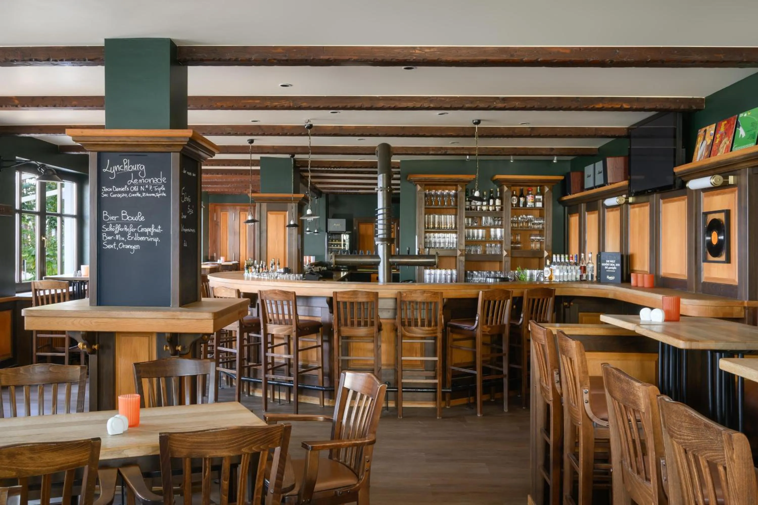 Lounge or bar in IFA Rügen Hotel & Ferienpark