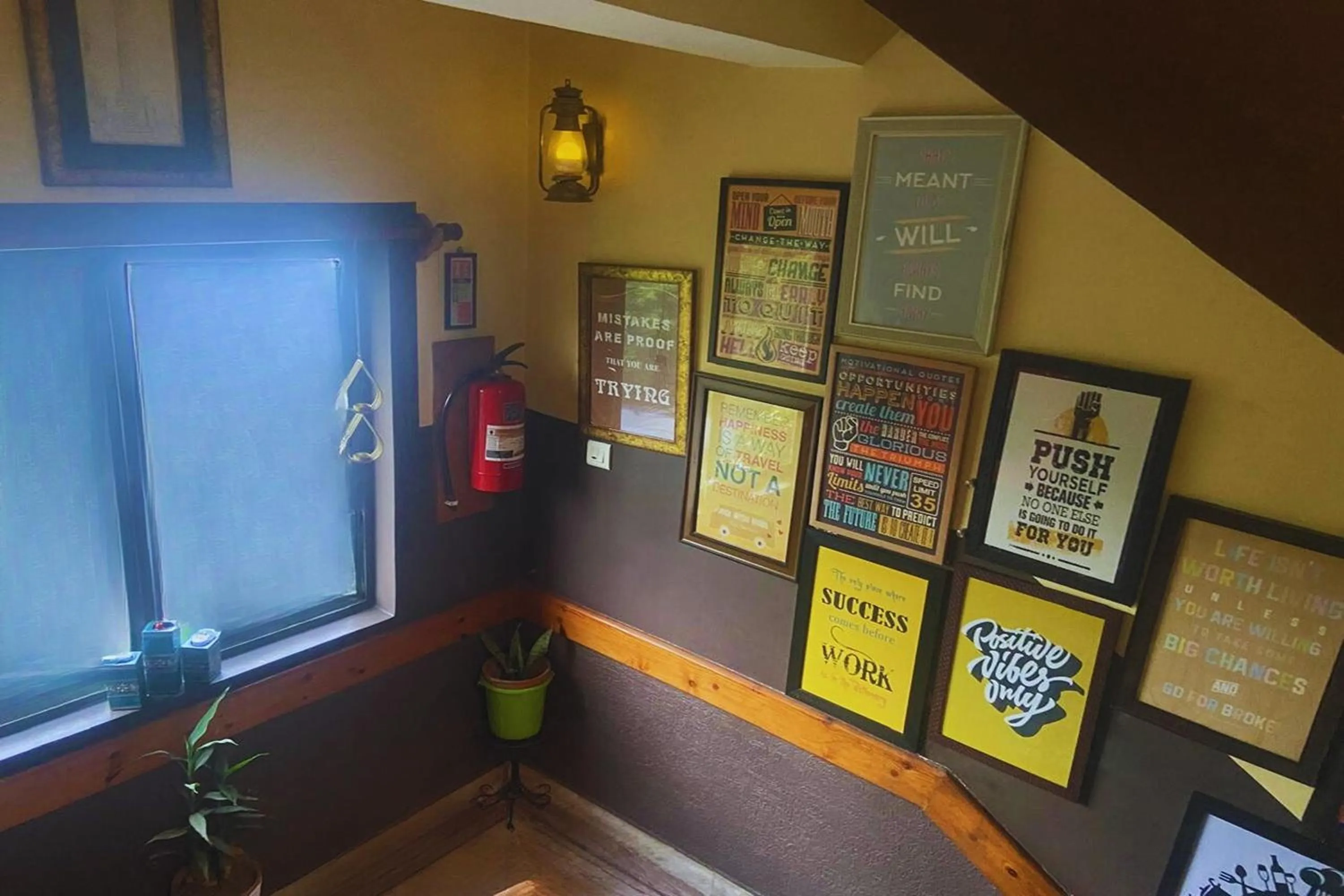 Decorative detail in The Kei Inn & Suites Hotel near Salt Lake