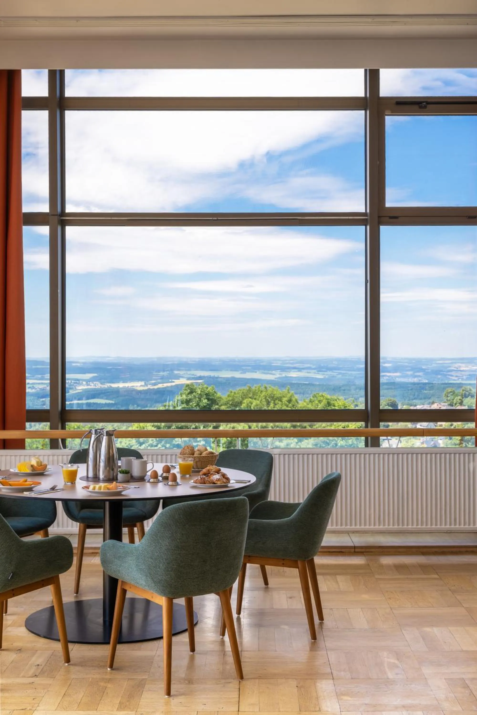 Restaurant/places to eat in IFA Schöneck Hotel & Ferienpark