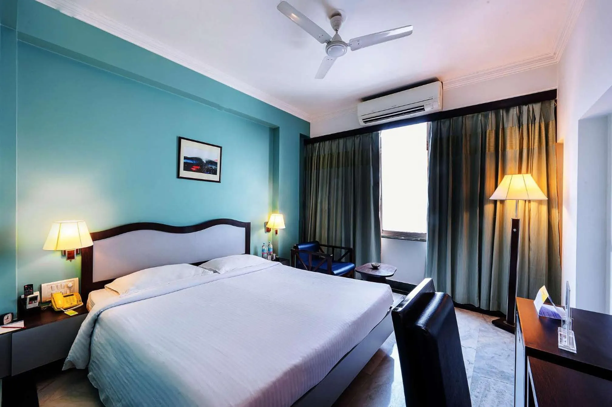 Bed in Capitol Residency