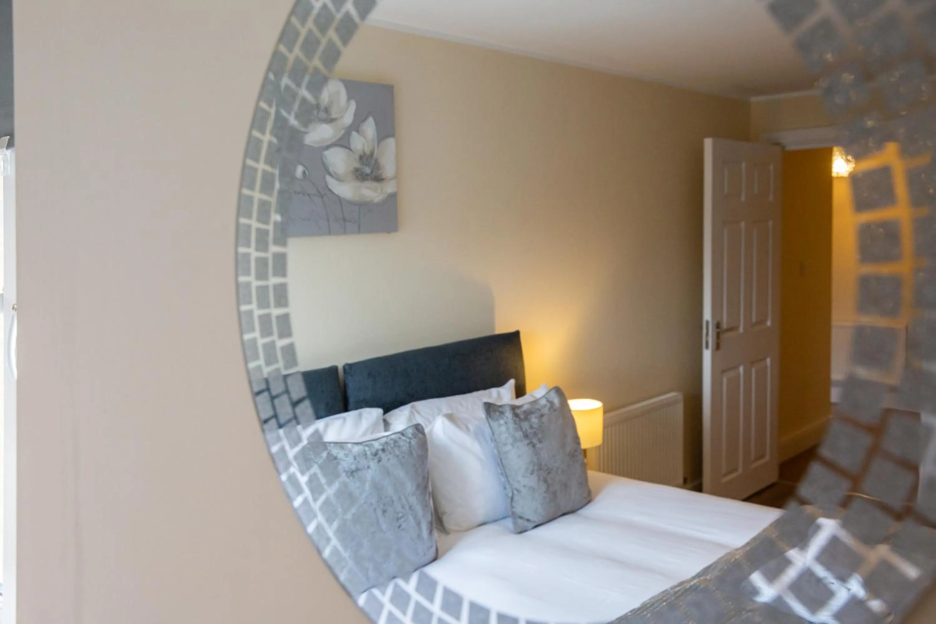 Other, Bed in 2 Bedroom Penthouse, Clockhouse, Hoddessdon