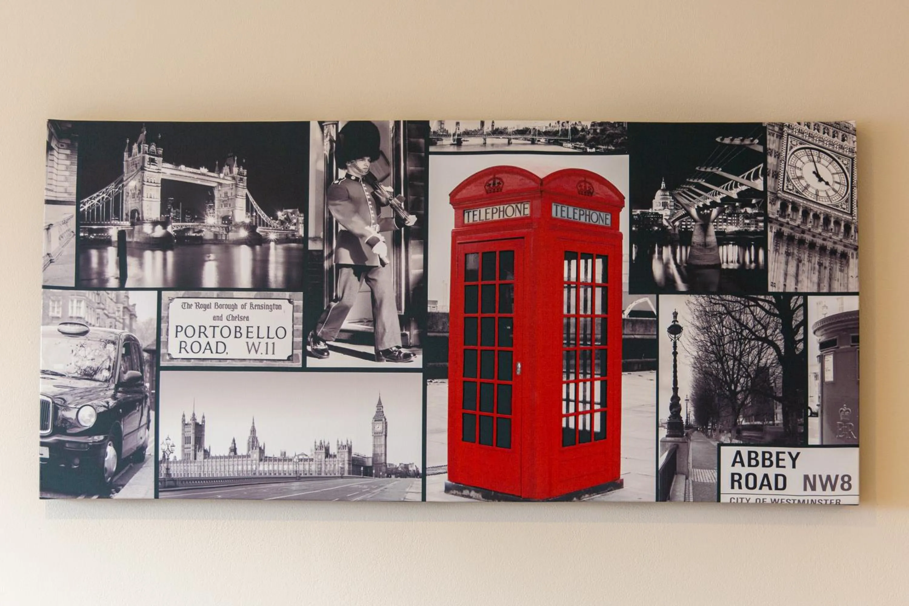 Living room in 2 Bedroom Penthouse, Clockhouse, Hoddessdon