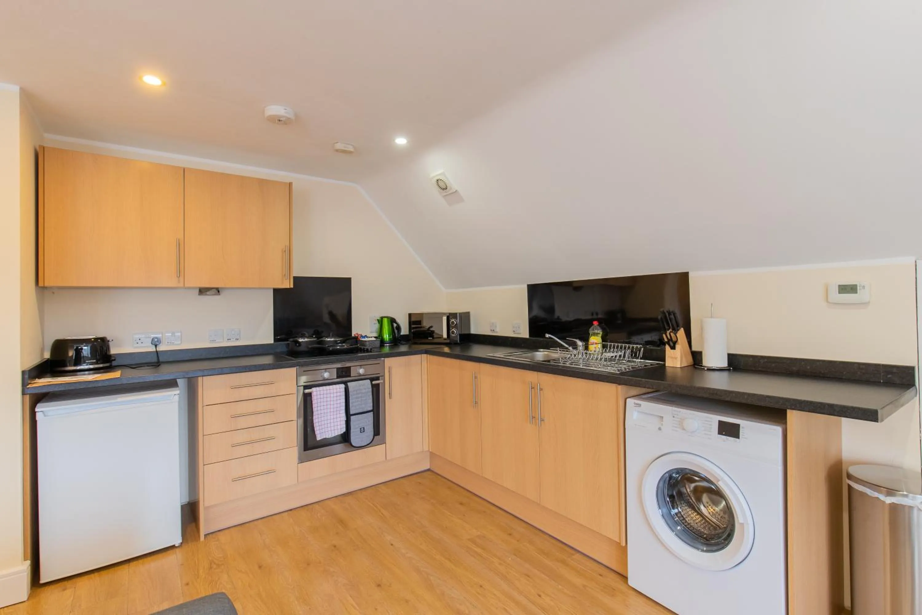 Kitchen or kitchenette in 2 Bedroom Penthouse, Clockhouse, Hoddessdon