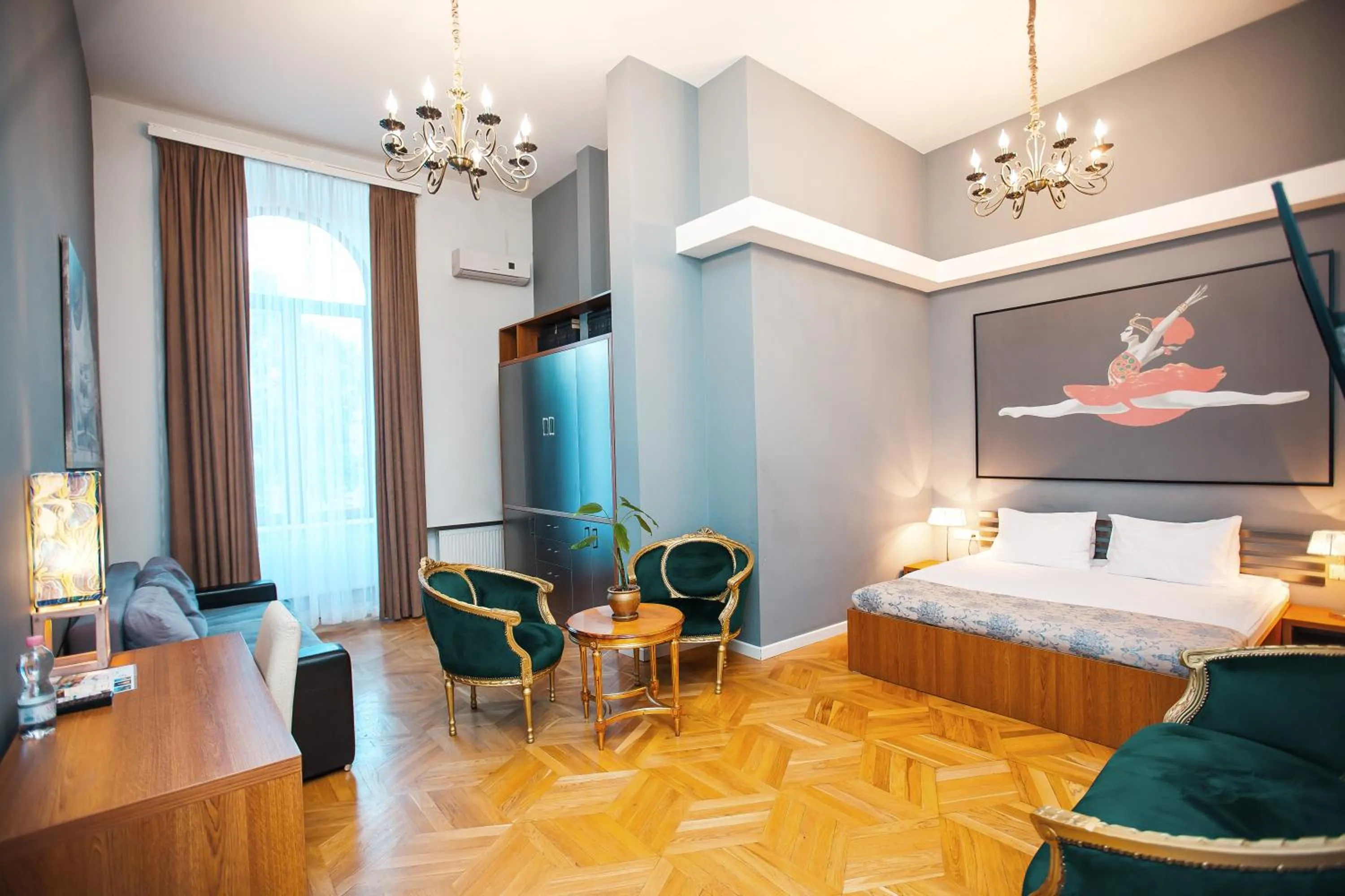 Living room, Bed in Rustaveli Hotel