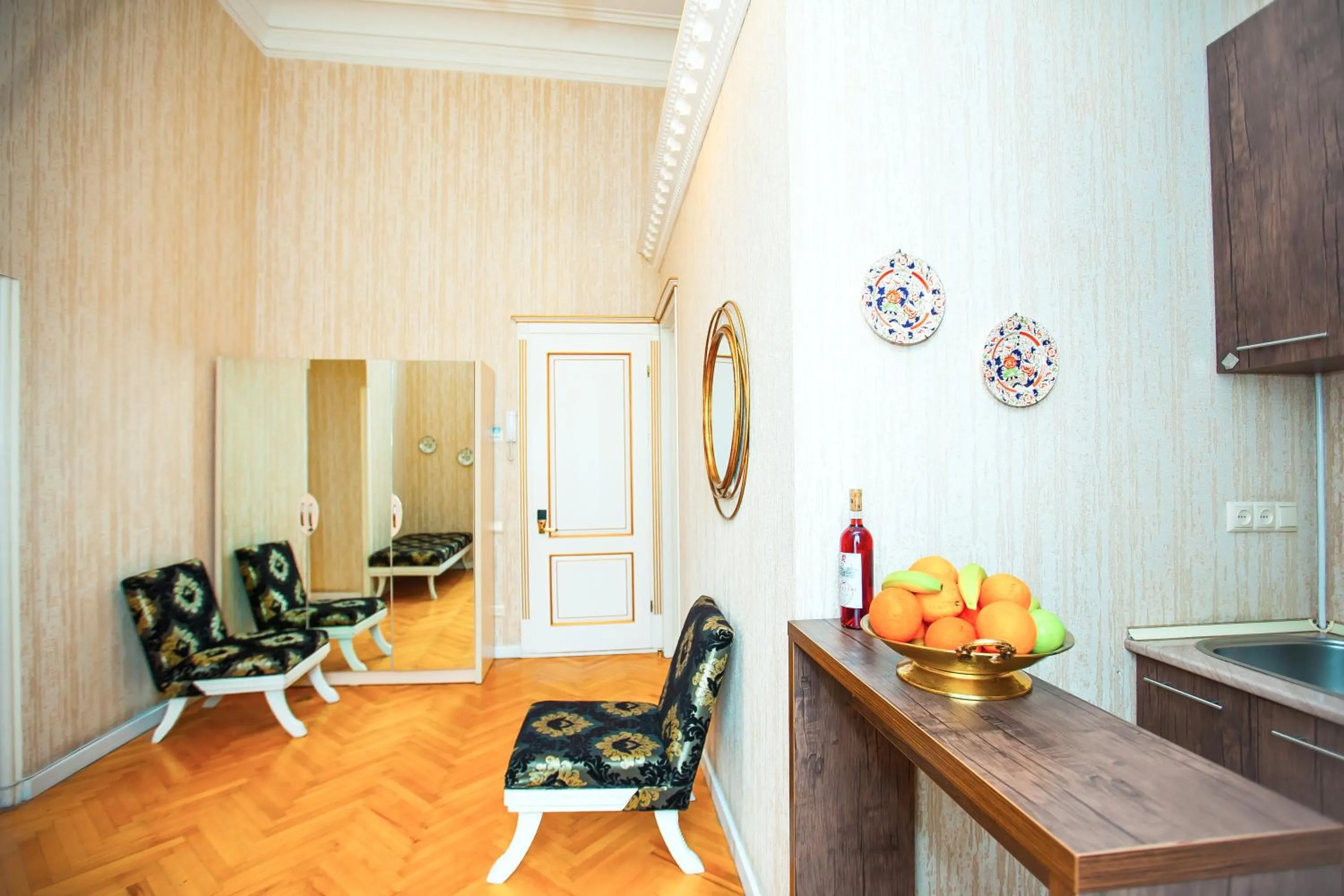 Living room in Rustaveli Hotel