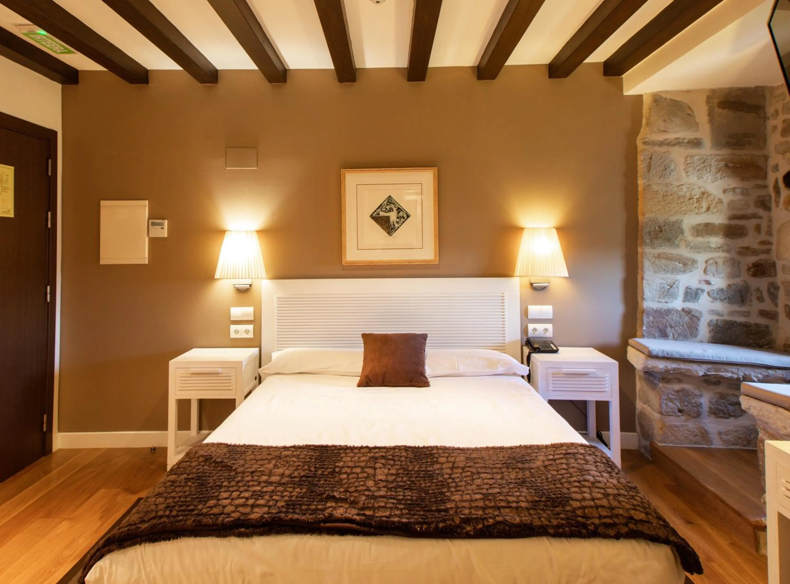 Photo of the whole room, Bed in Hotel Torre Zumeltzegi