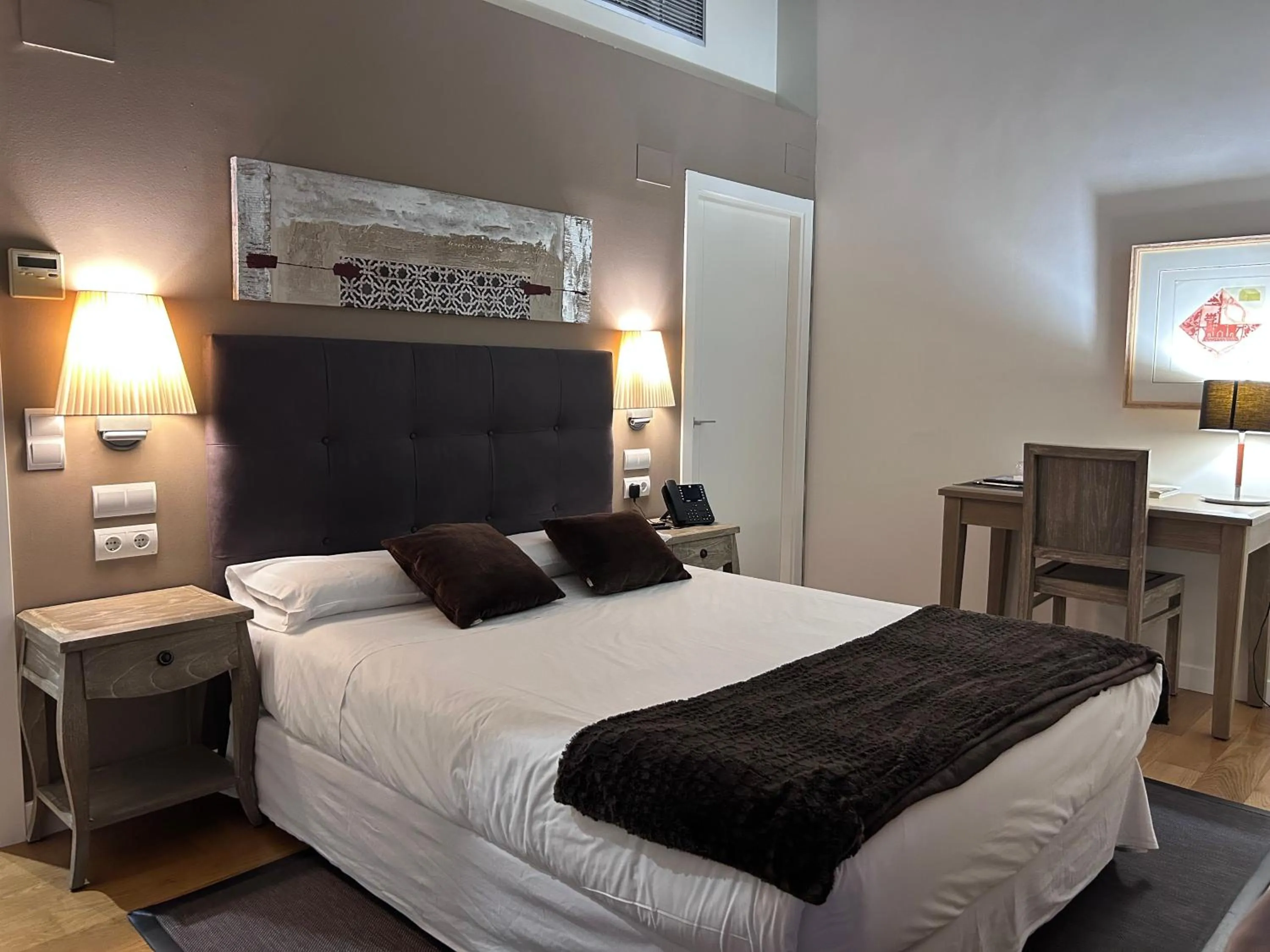 Bed in Hotel Torre Zumeltzegi