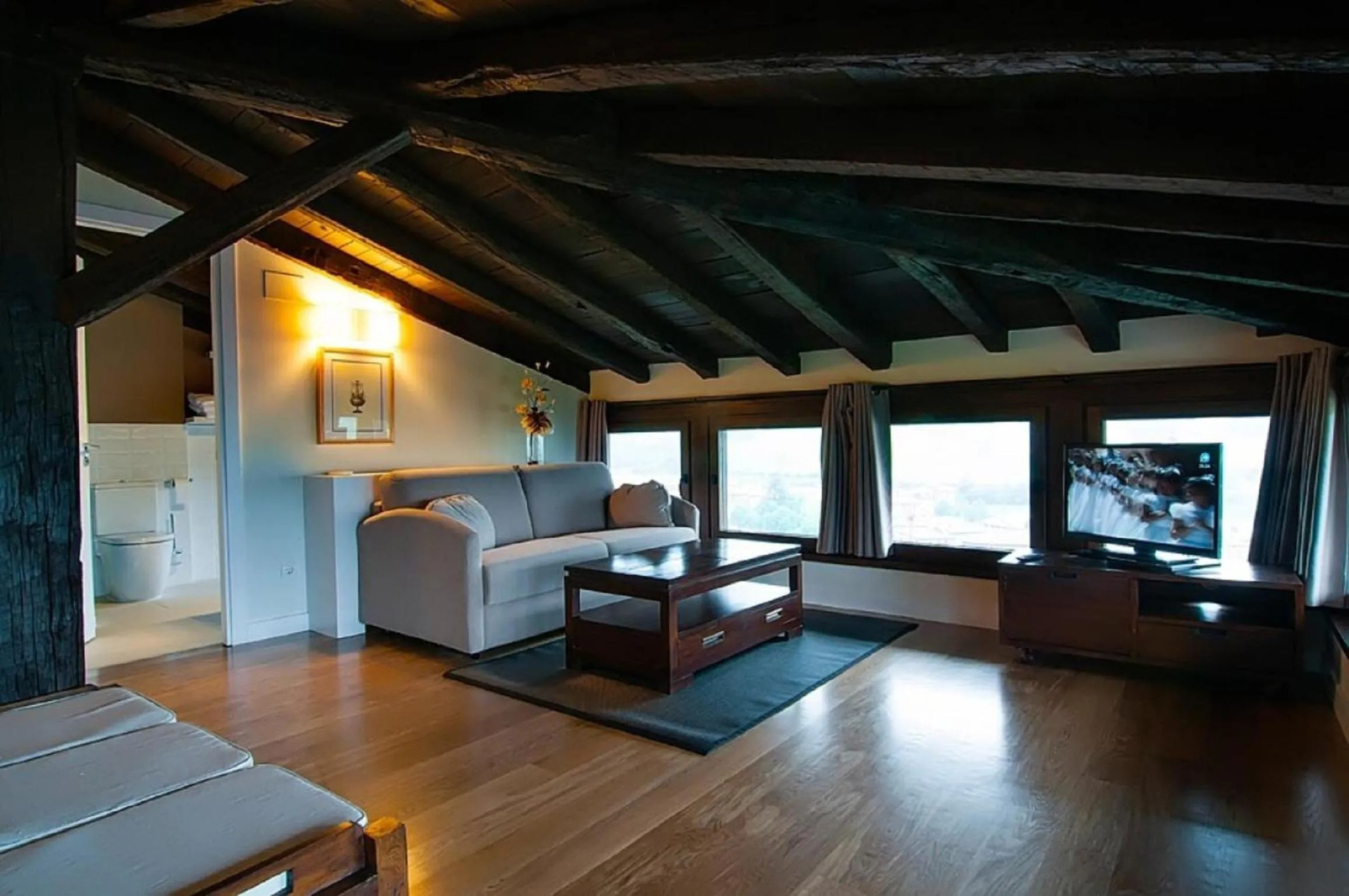 Communal lounge/ TV room in Hotel Torre Zumeltzegi