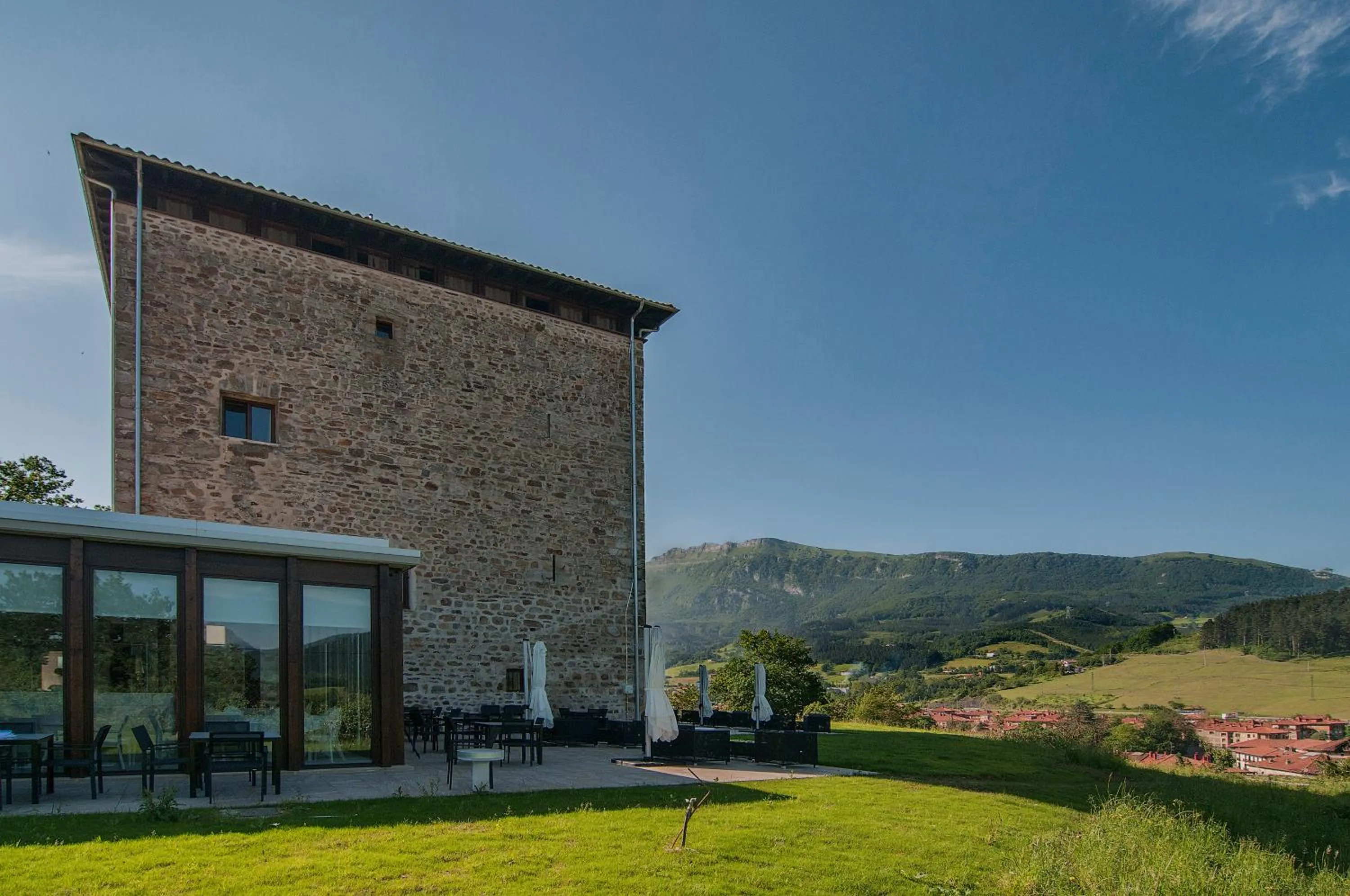 Mountain view in Hotel Torre Zumeltzegi