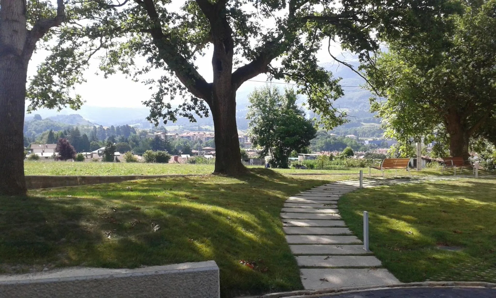 Garden in Hotel Torre Zumeltzegi