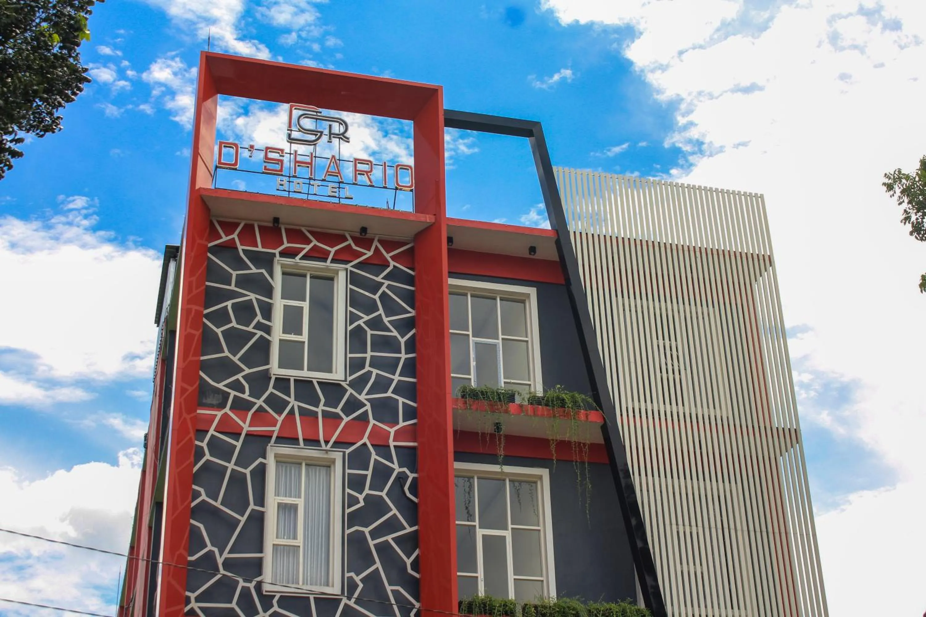 D'SHARIO Hotel Kepanjen