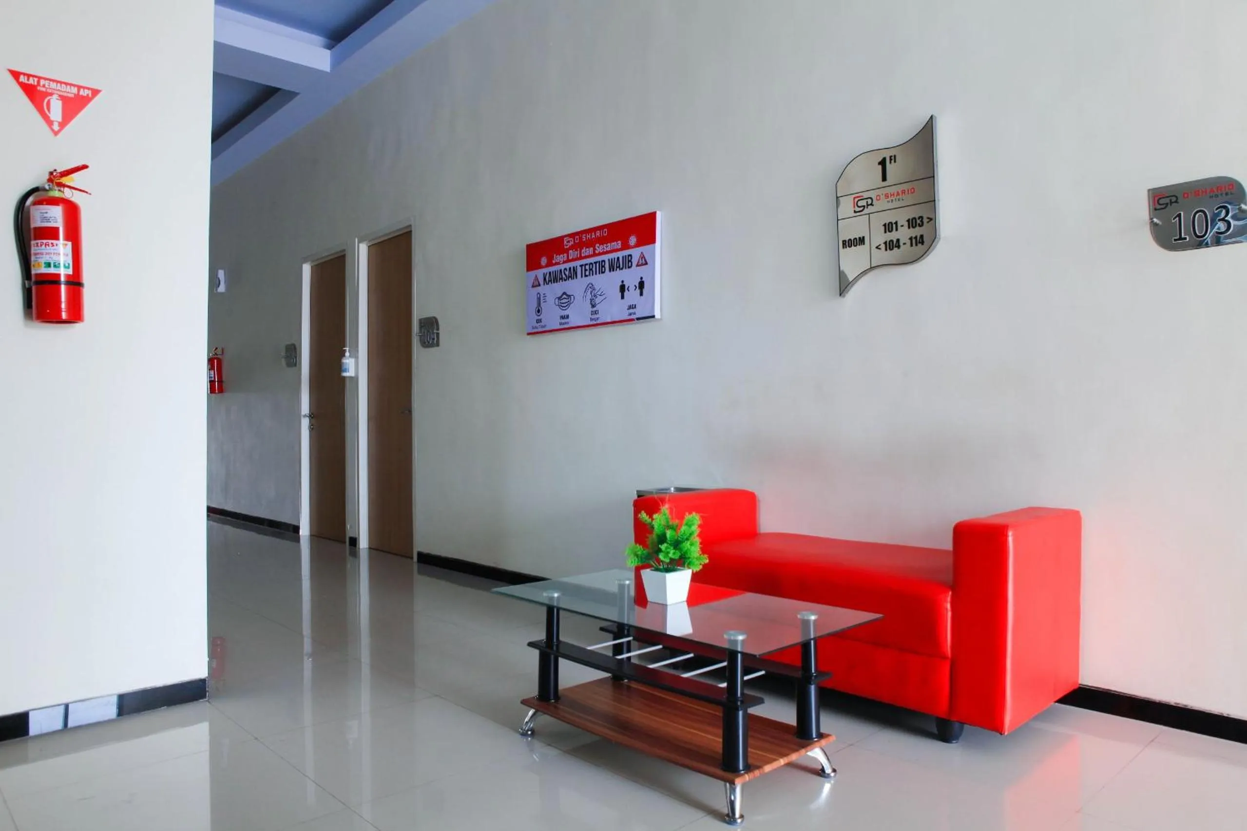 D'SHARIO Hotel Kepanjen