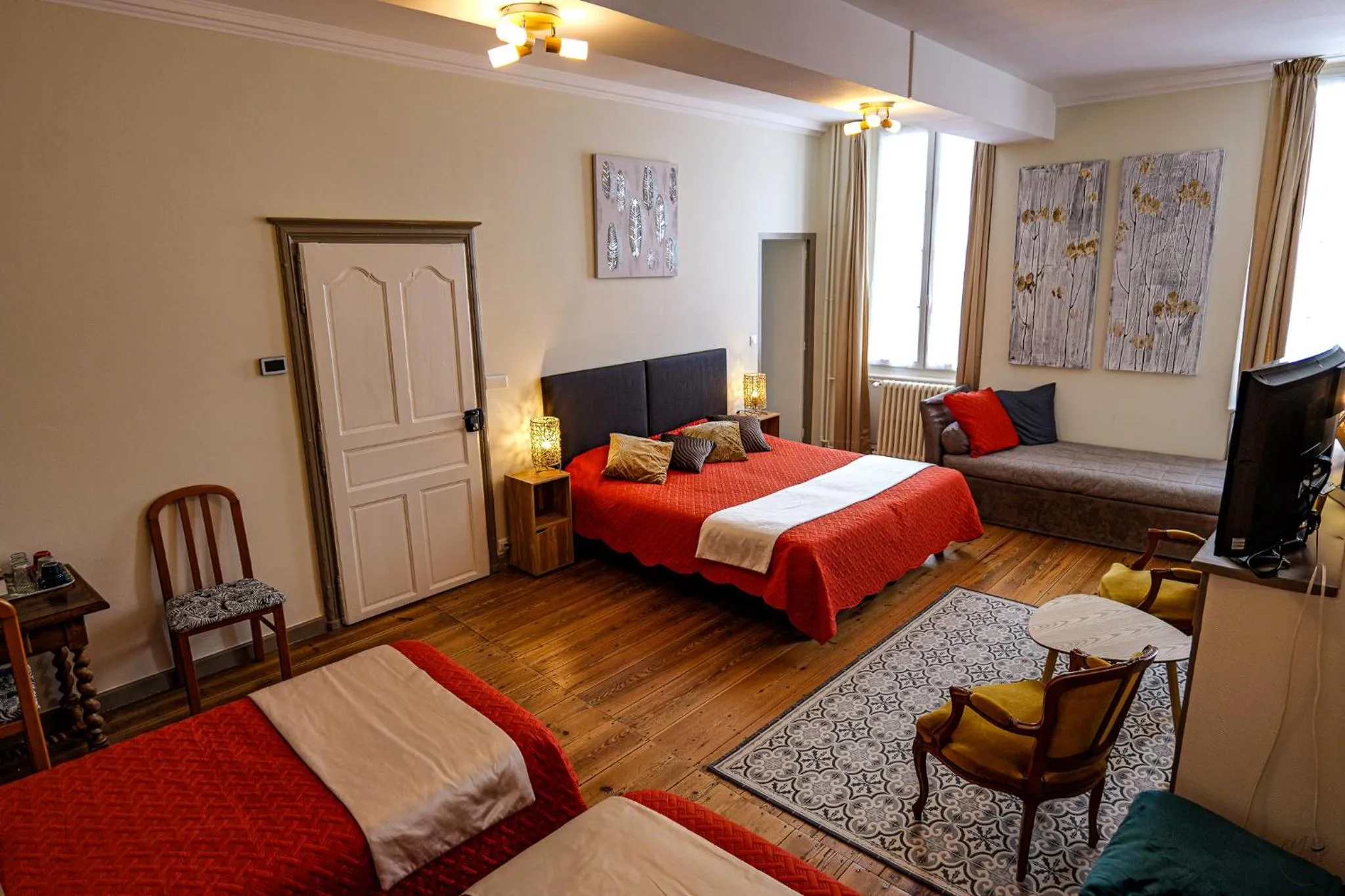 Bed in La Maison DUFFOUR chambres d'hôtes avec Petit Déjeuner