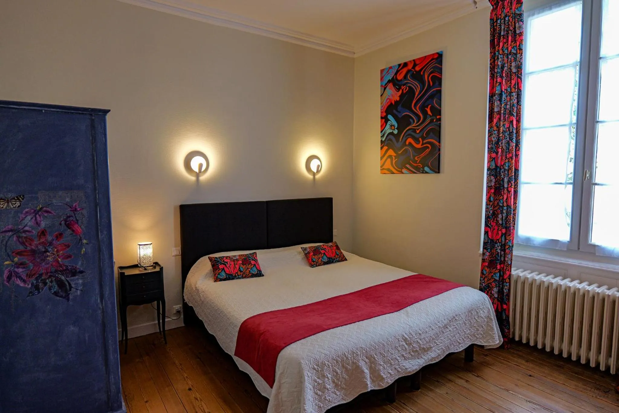 Two-Bedroom Suite in La Maison DUFFOUR chambres d'hôtes avec Petit Déjeuner