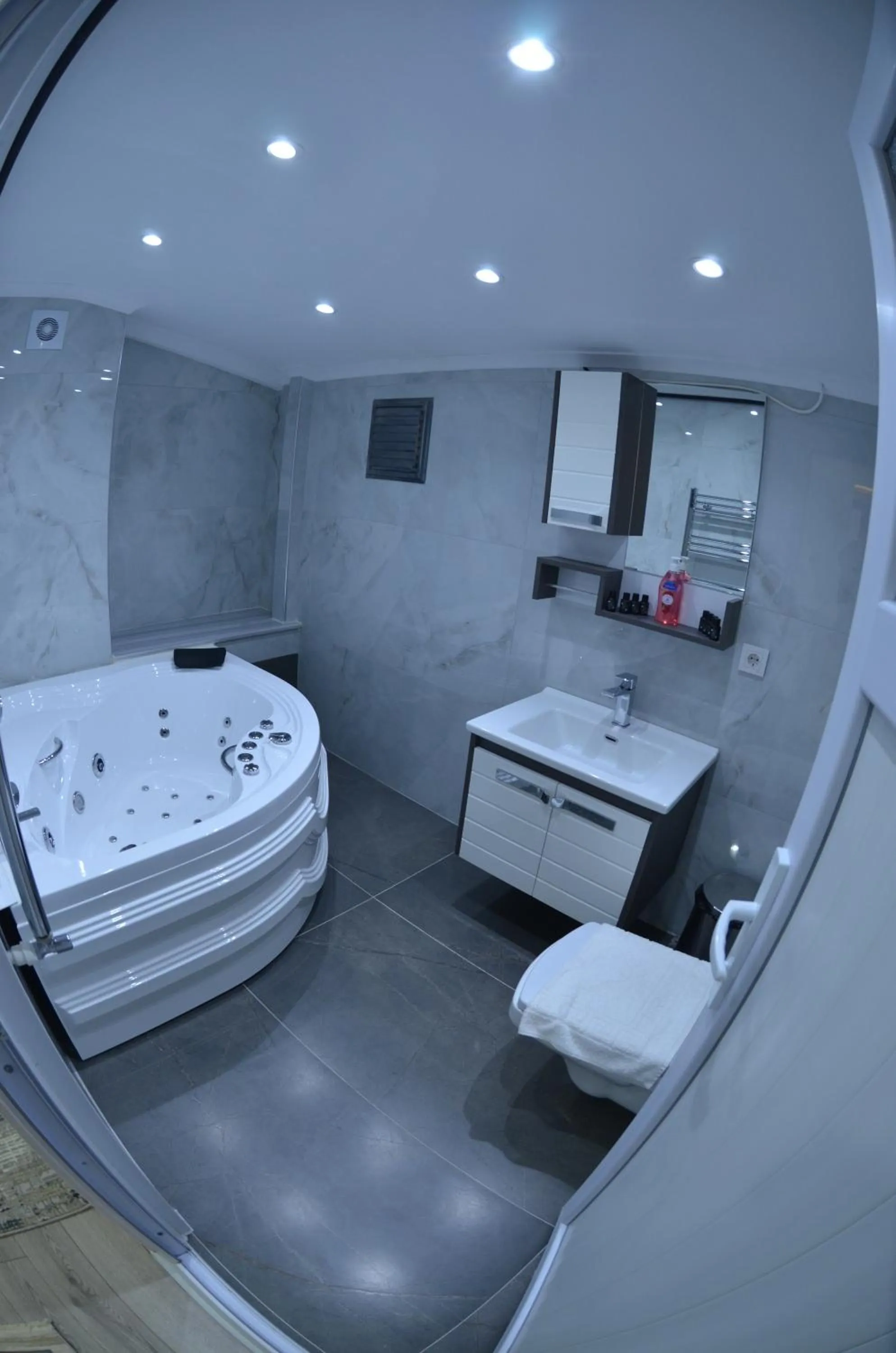 Hot Tub, Bed in SULTANAHMET ıŞIL HOTEL