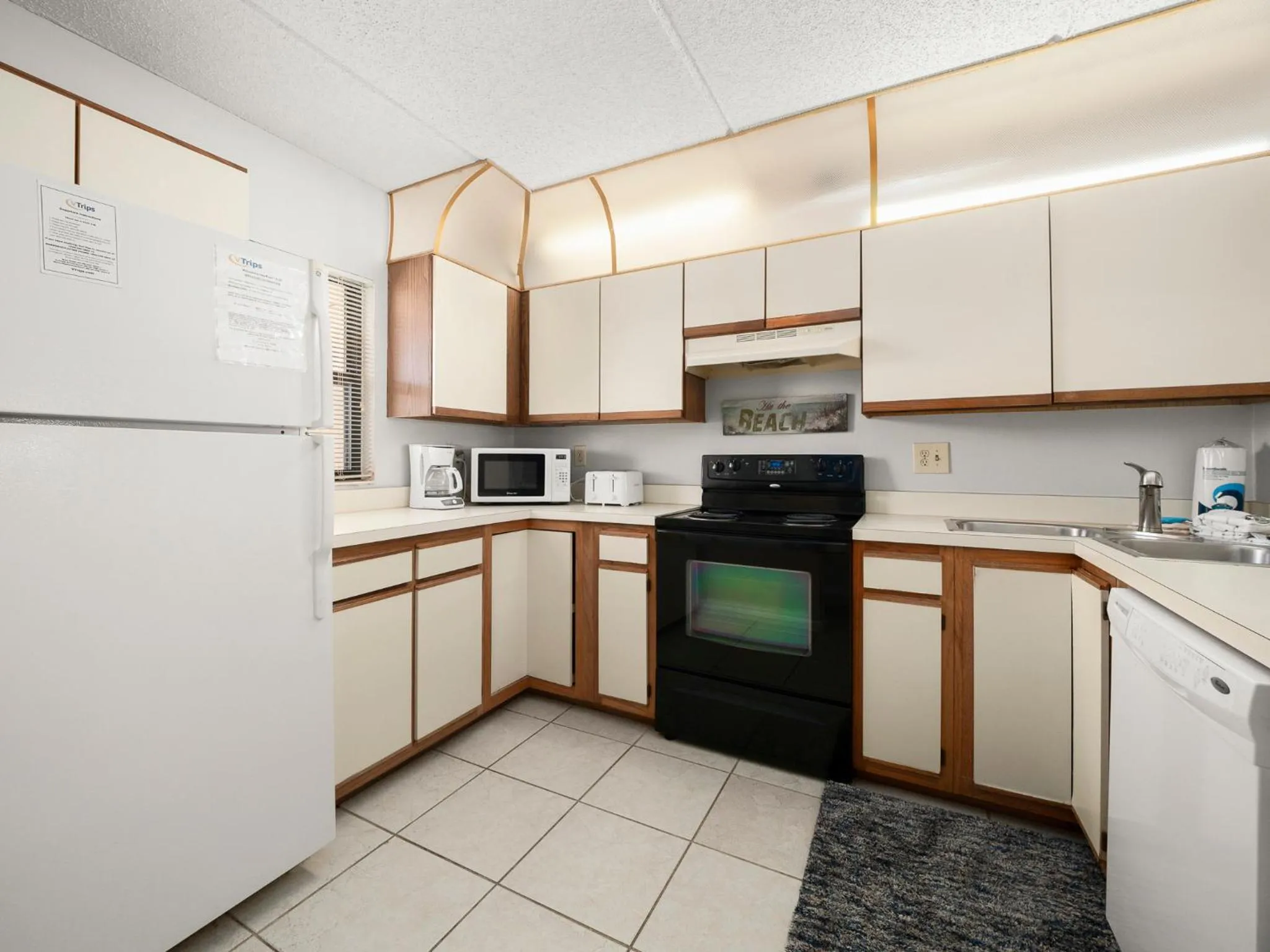 Kitchen or kitchenette in Sea Place 14158