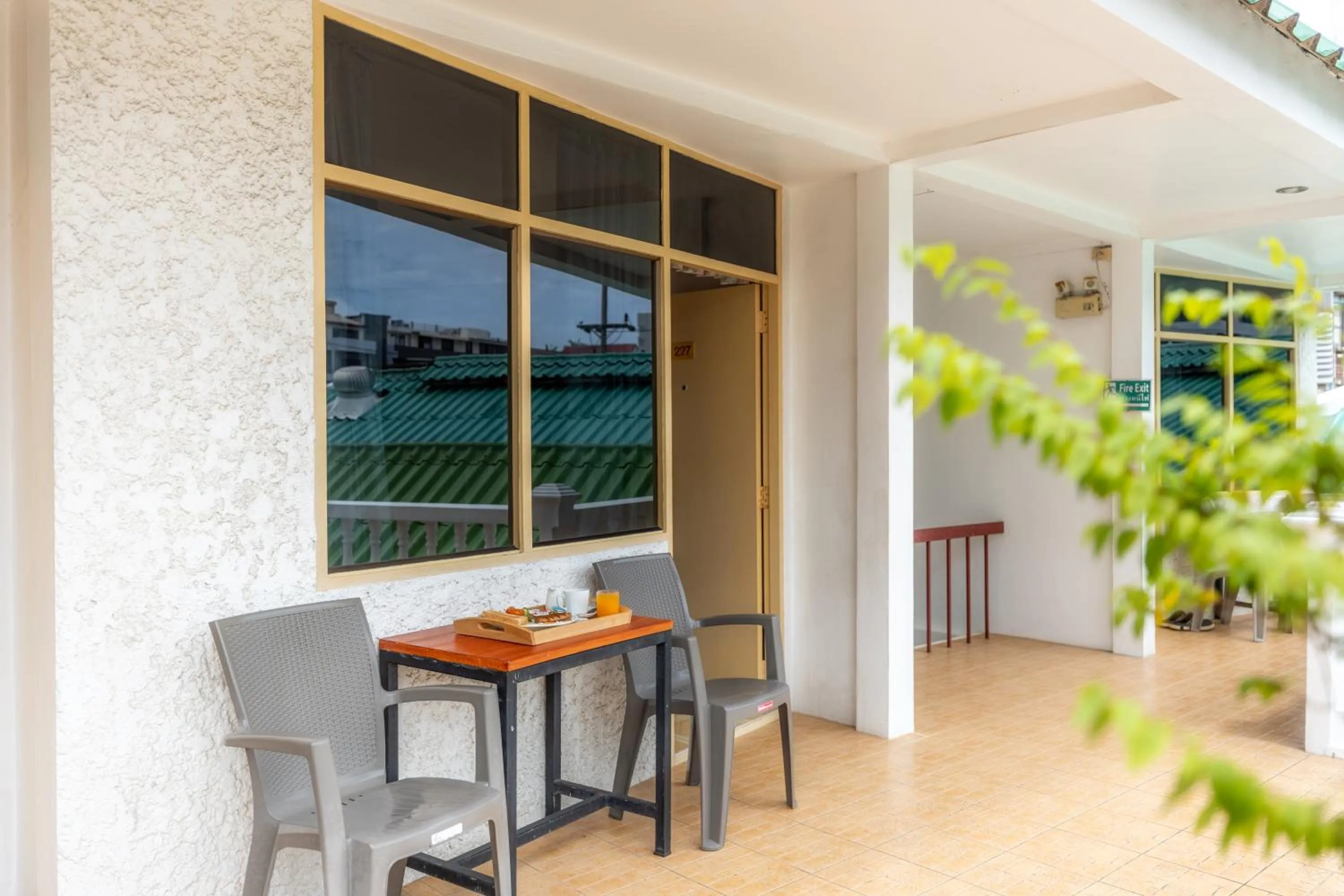 Patio in The Expat Hotel Patong