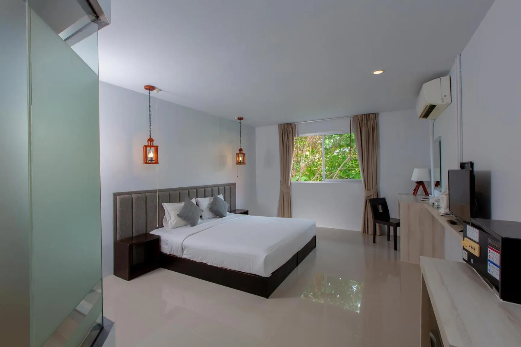 Photo of the whole room, Bed in The Nest Resort Patong