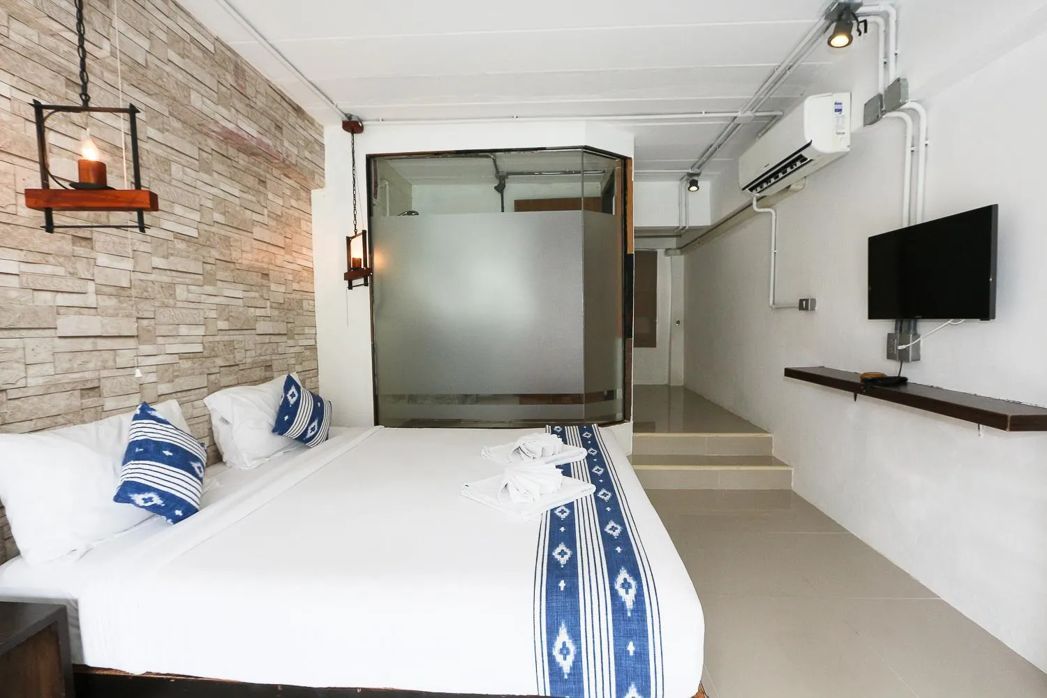 Photo of the whole room, Bed in The Nest Resort Patong
