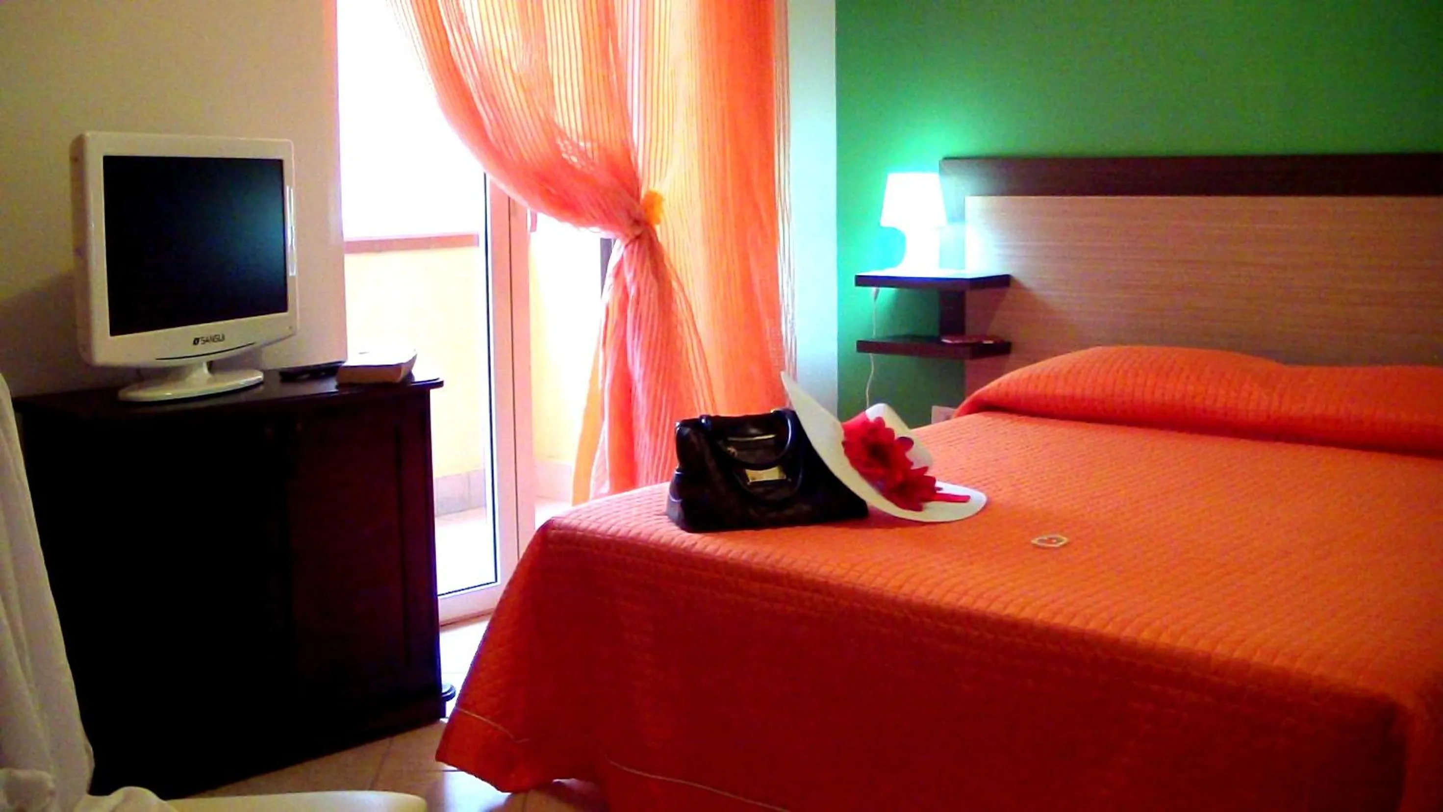 Photo of the whole room in Conca Degli Dei