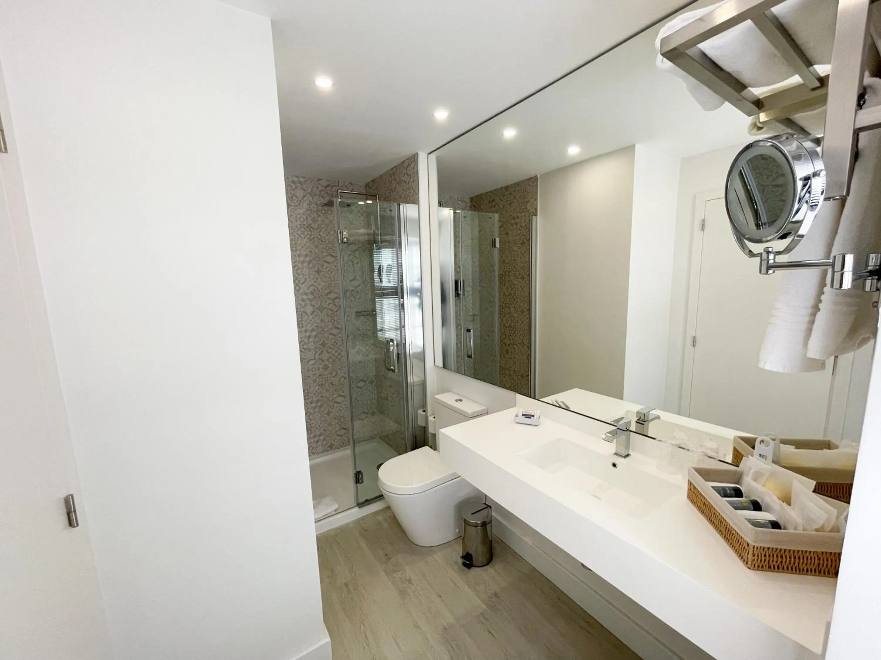 Toilet in Four Points by Sheraton Sesimbra