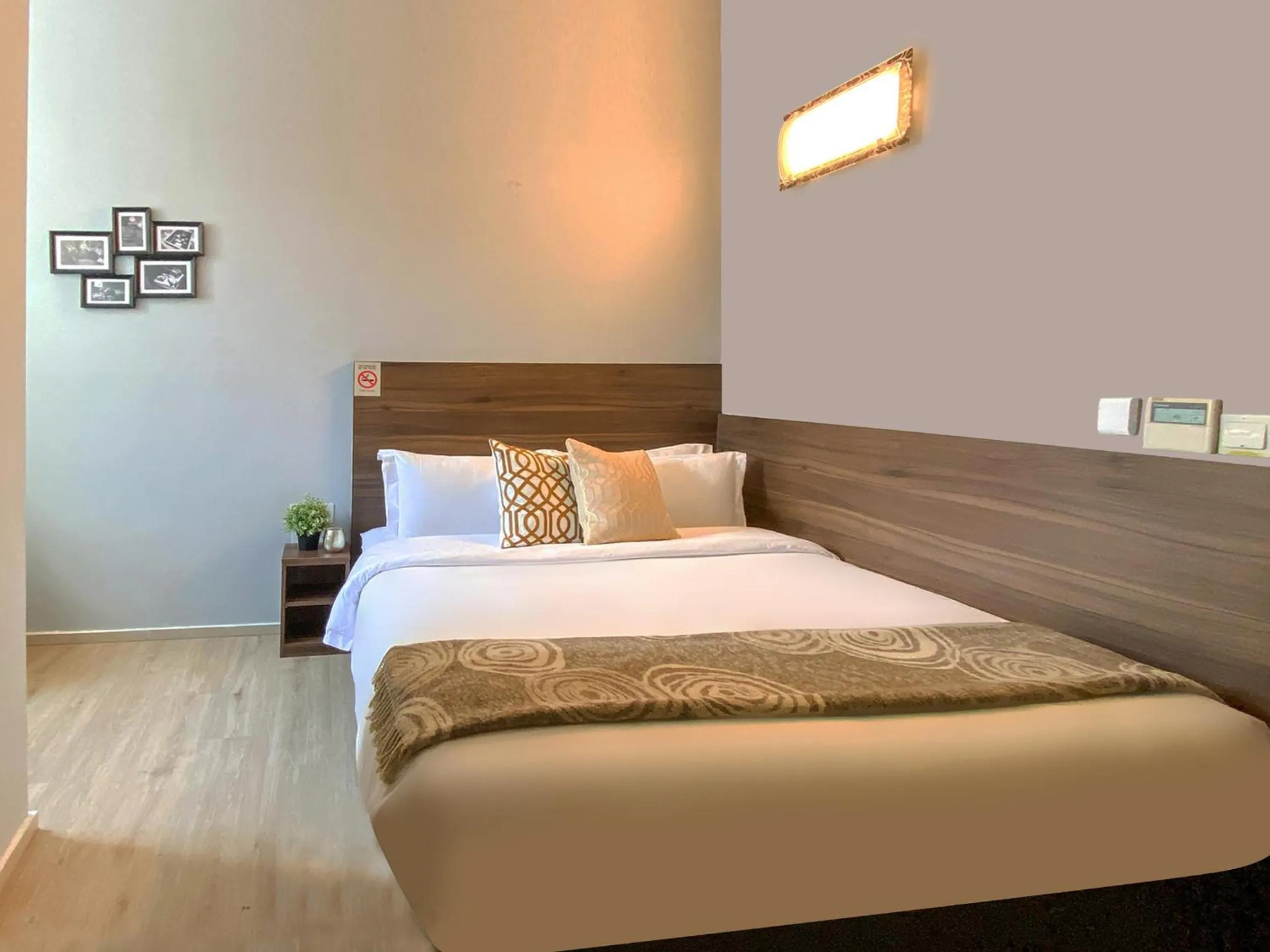 Bed in ST Signature Bugis Beach, SHORT OVERNIGHT, 8 Hours, 11PM-7AM