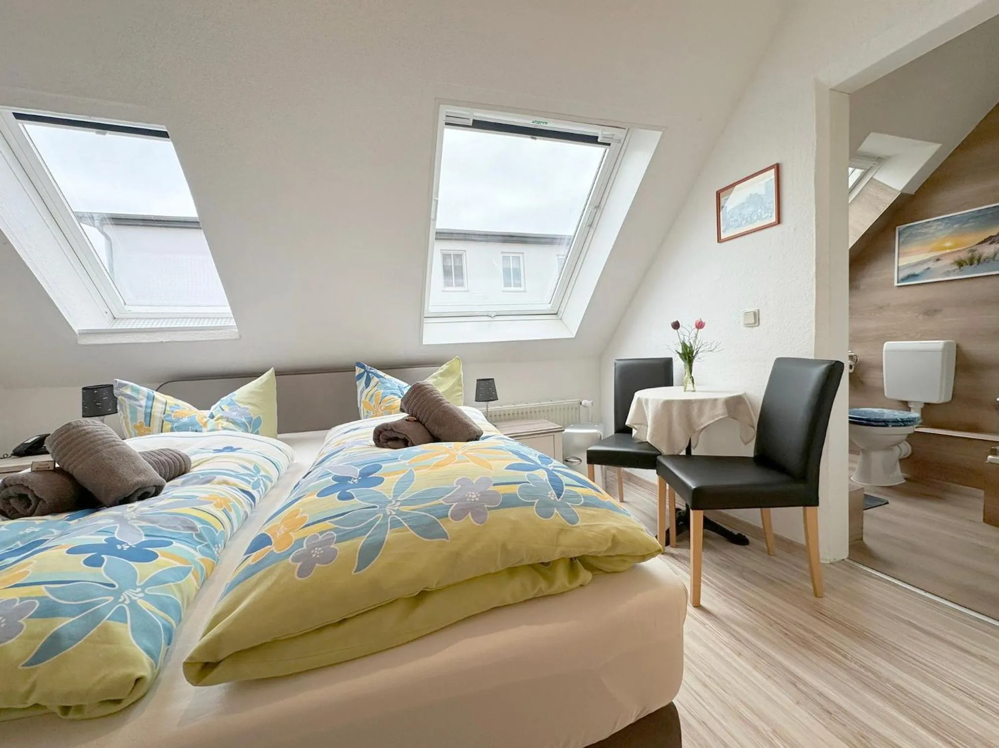 Photo of the whole room, Bed in Hotel Nordlicht