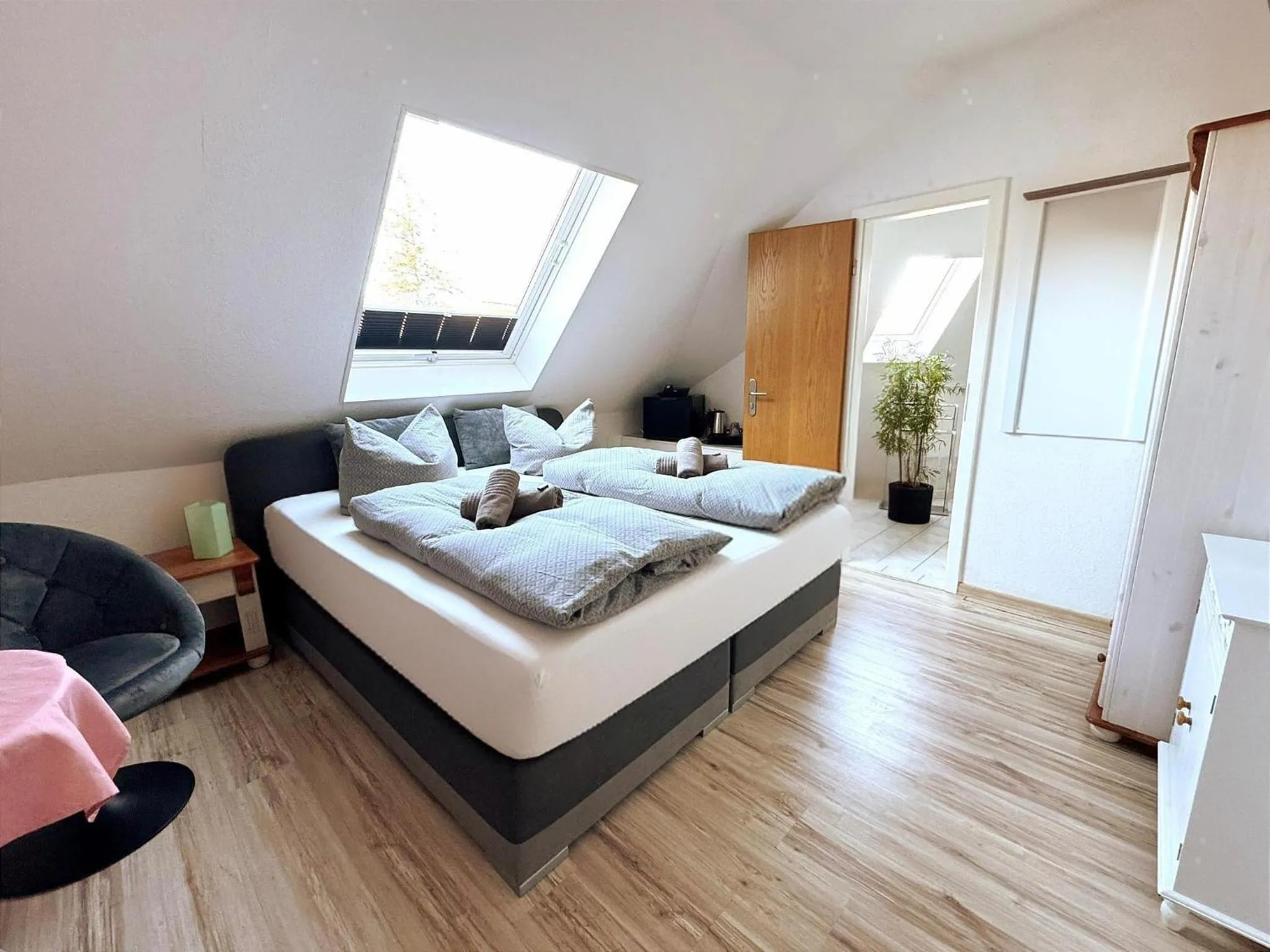 Photo of the whole room, Bed in Hotel Nordlicht