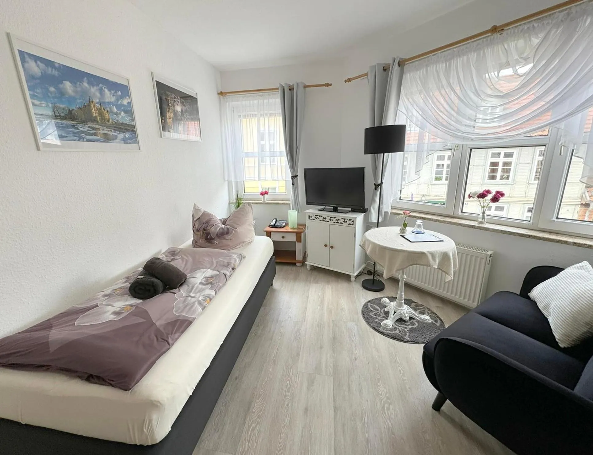 Photo of the whole room, Bed in Hotel Nordlicht