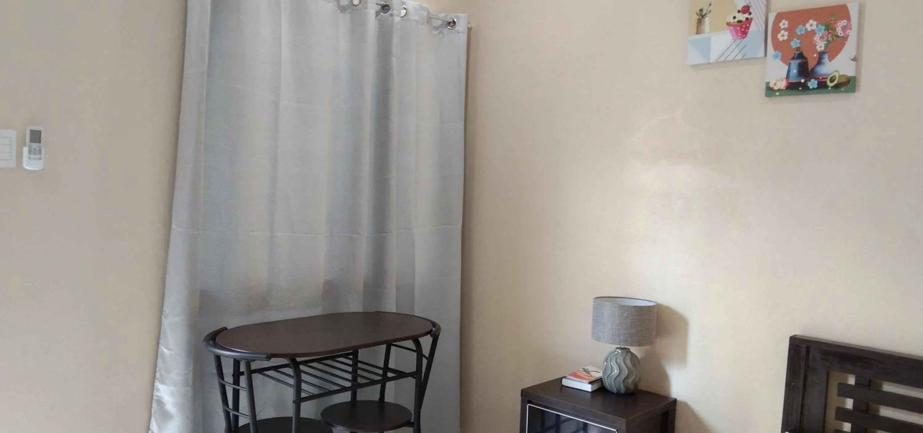 Bedroom in Claytown Pension House