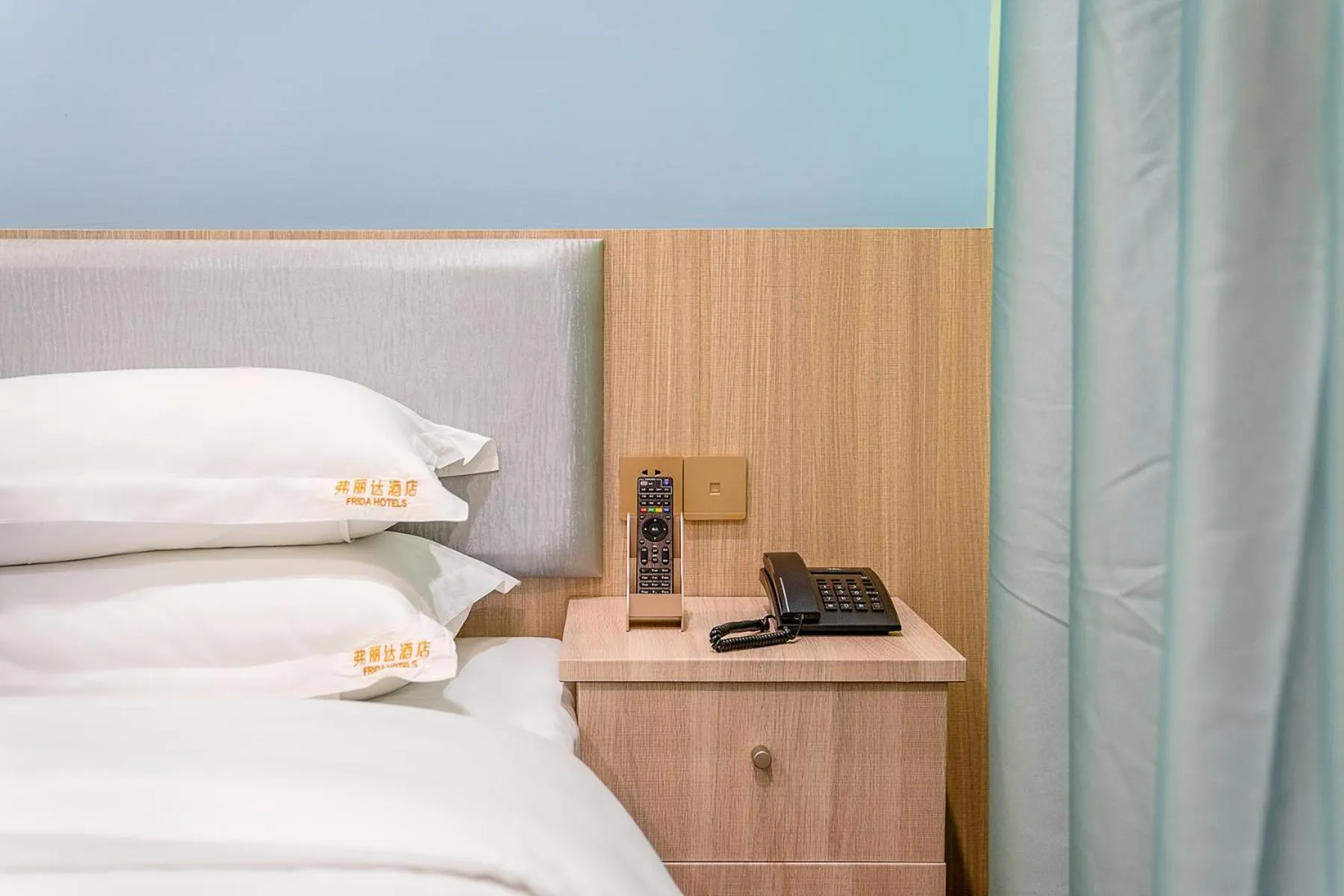 Bedroom in Frida Hotels Guangzhou Baiyun International airport