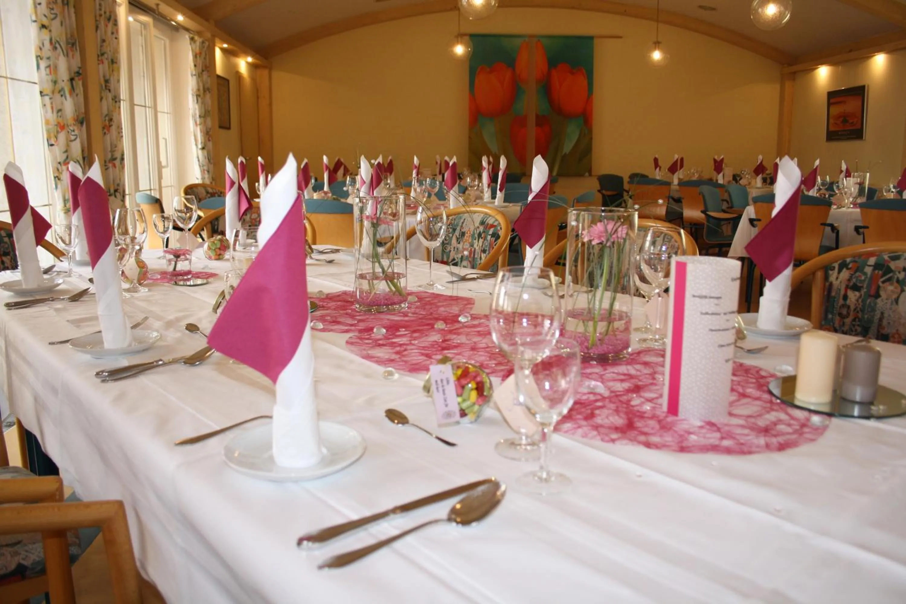 Restaurant/places to eat in Hotel Hirsch