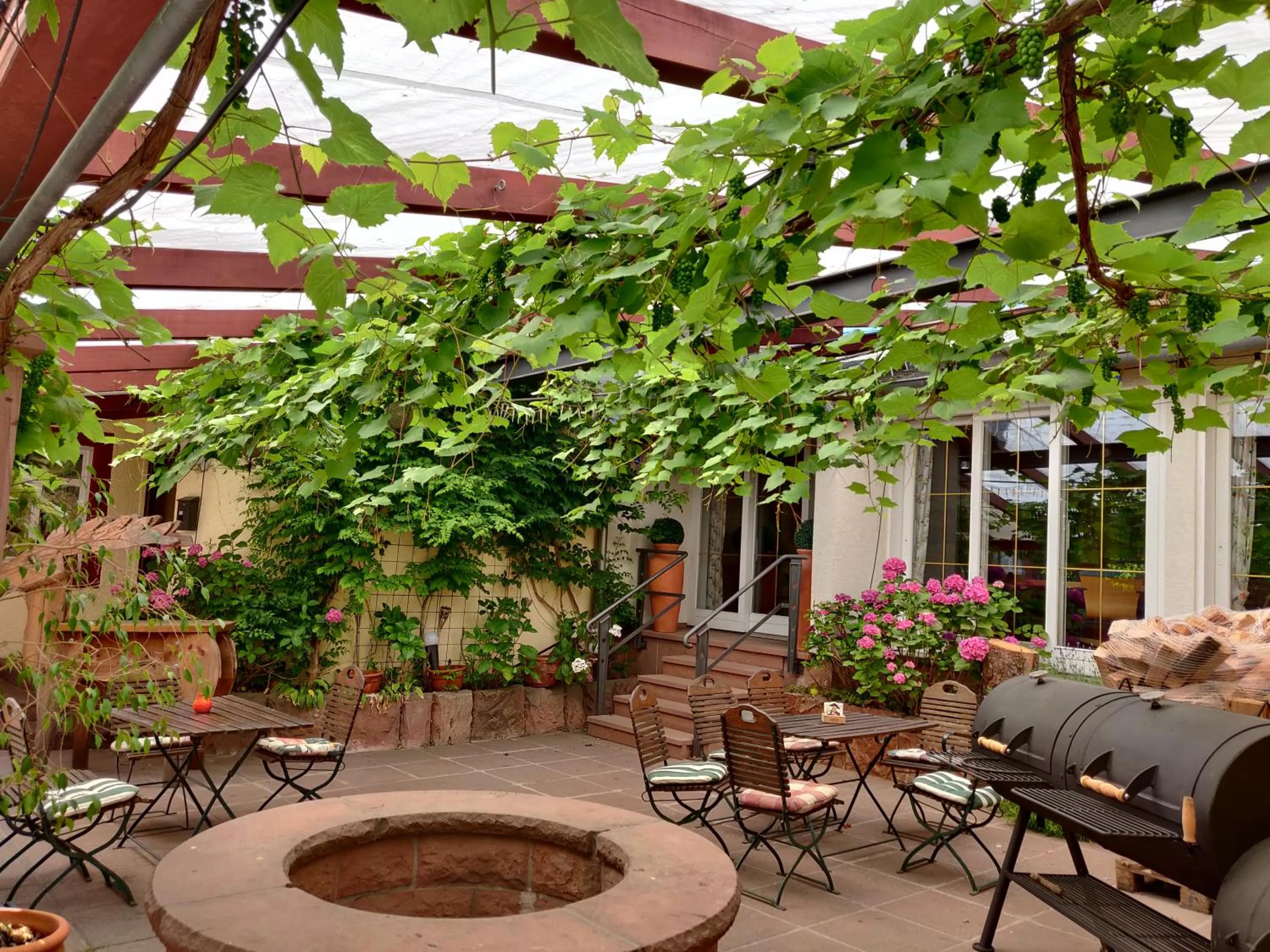 Patio in Hotel Hirsch
