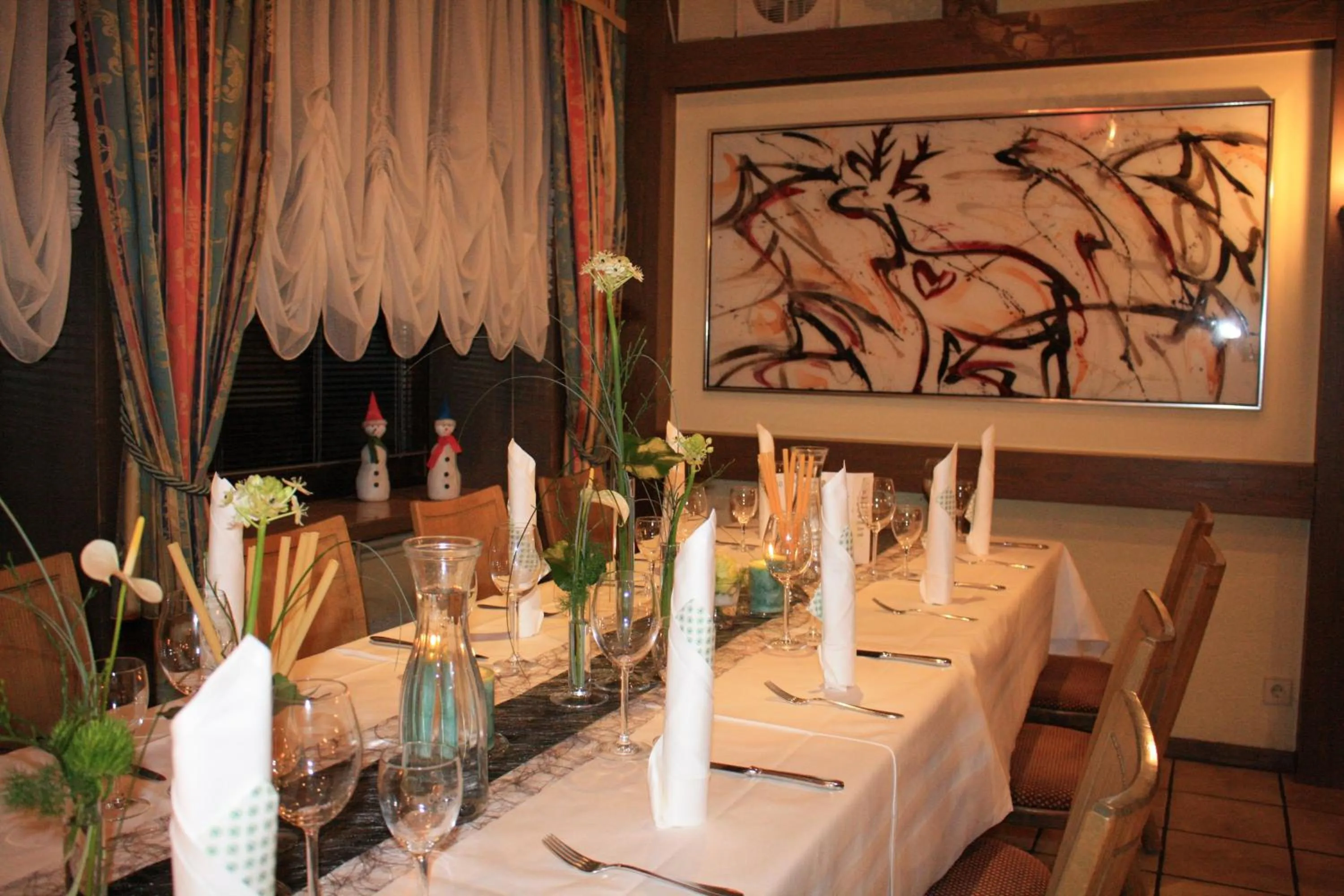 Restaurant/places to eat in Hotel Hirsch